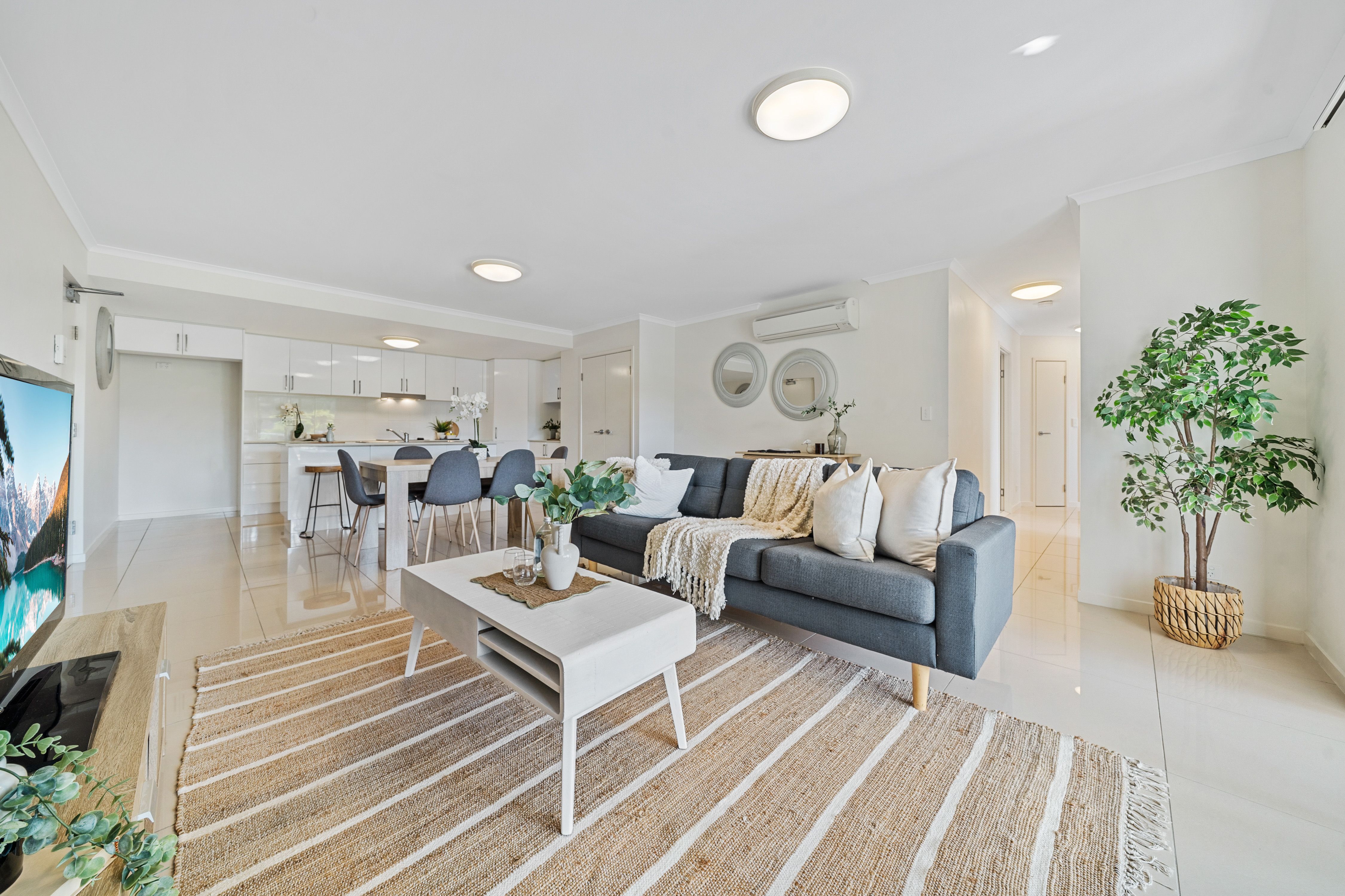 1/29-31 Selborne Street — photo from Ray White Springwood QLD