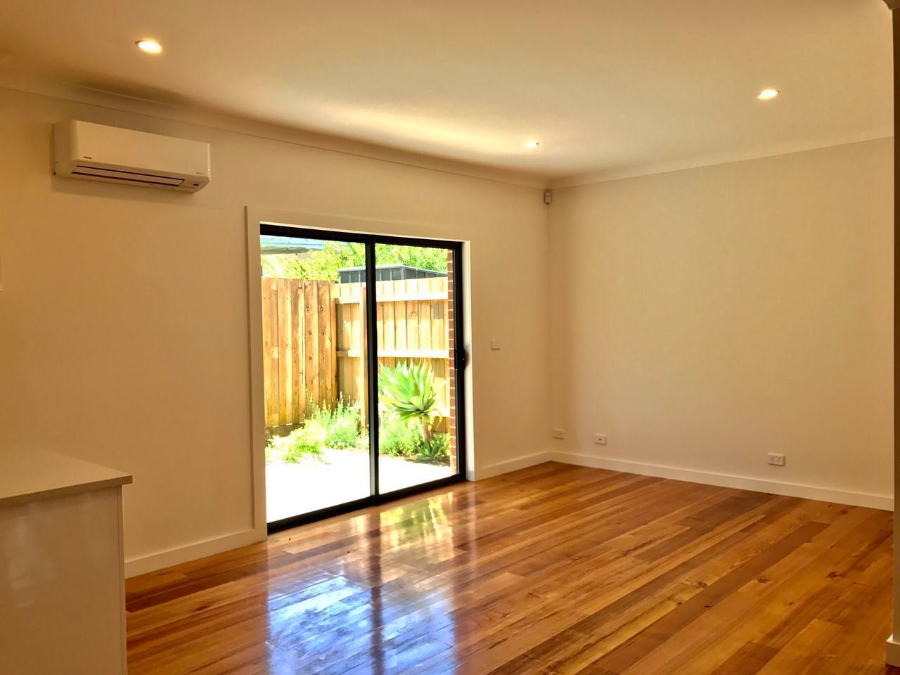 2B McComas Street, Reservoir, VIC 3073