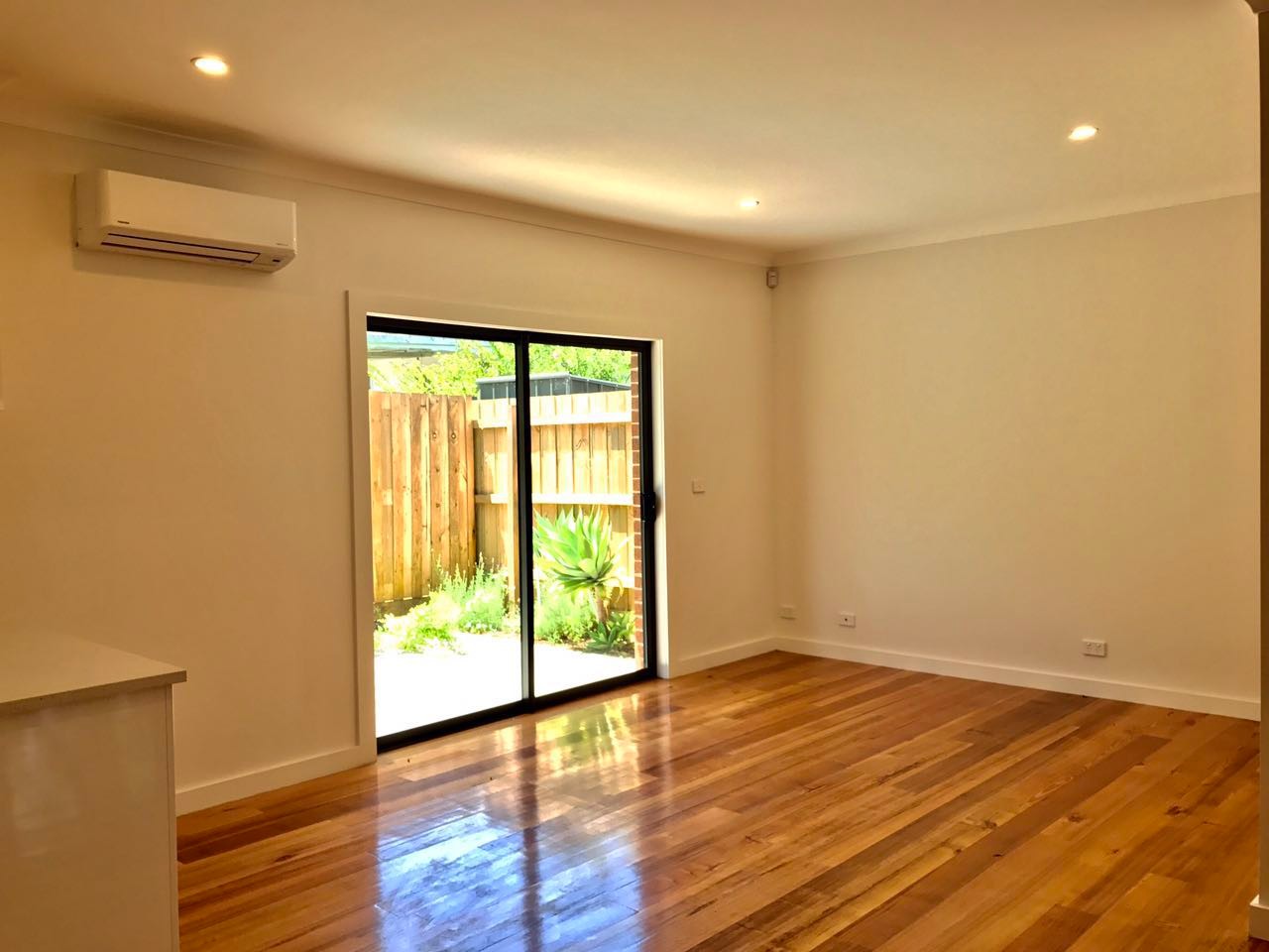 2B McComas Street, Reservoir, VIC 3073