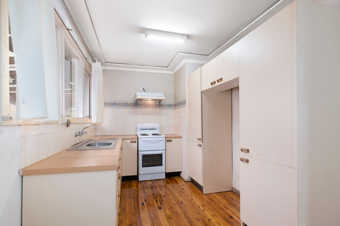 49 & 49a Drummond Street — photo 3 of 11