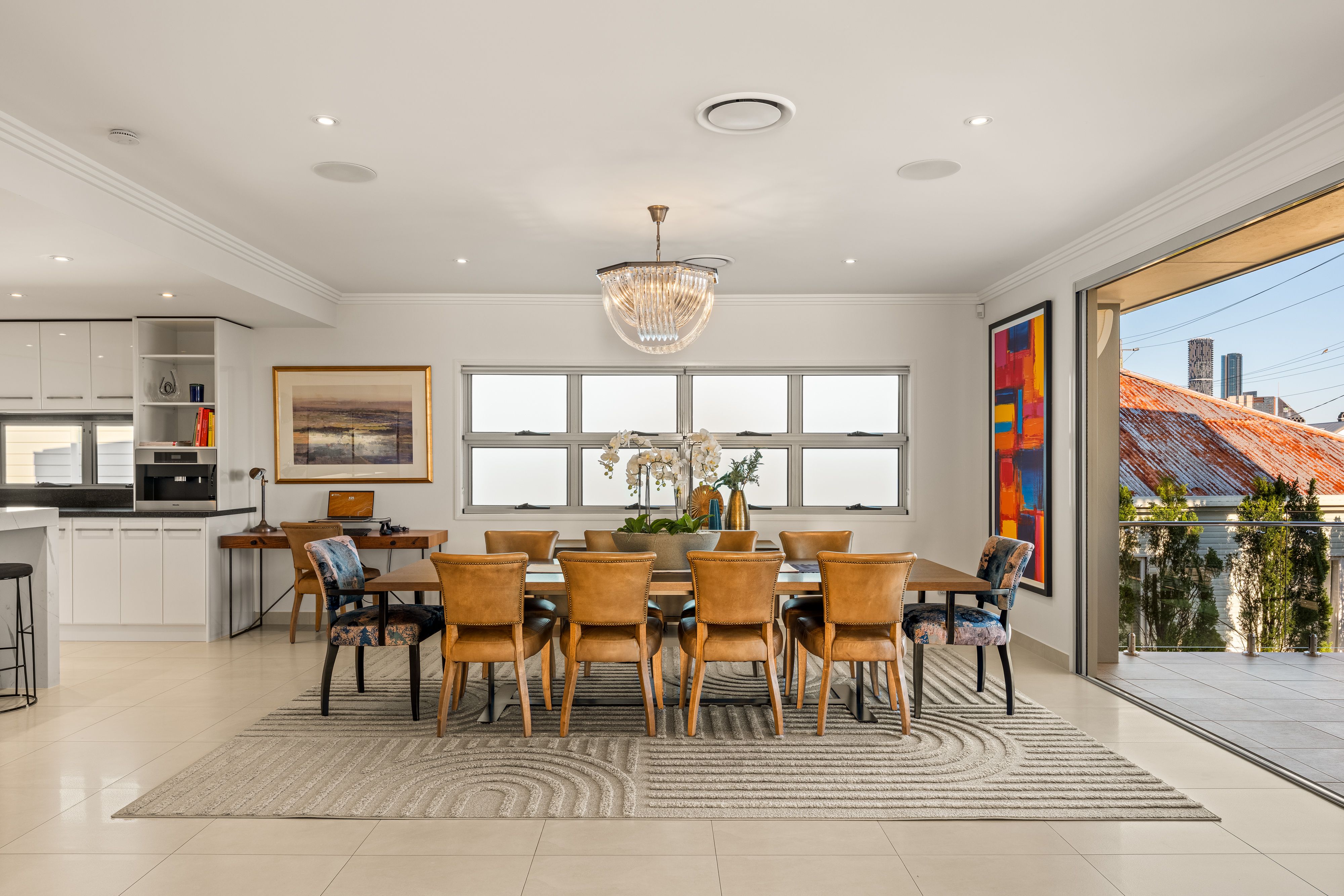 67 Upper Cairns Terrace — photo 5 of 24