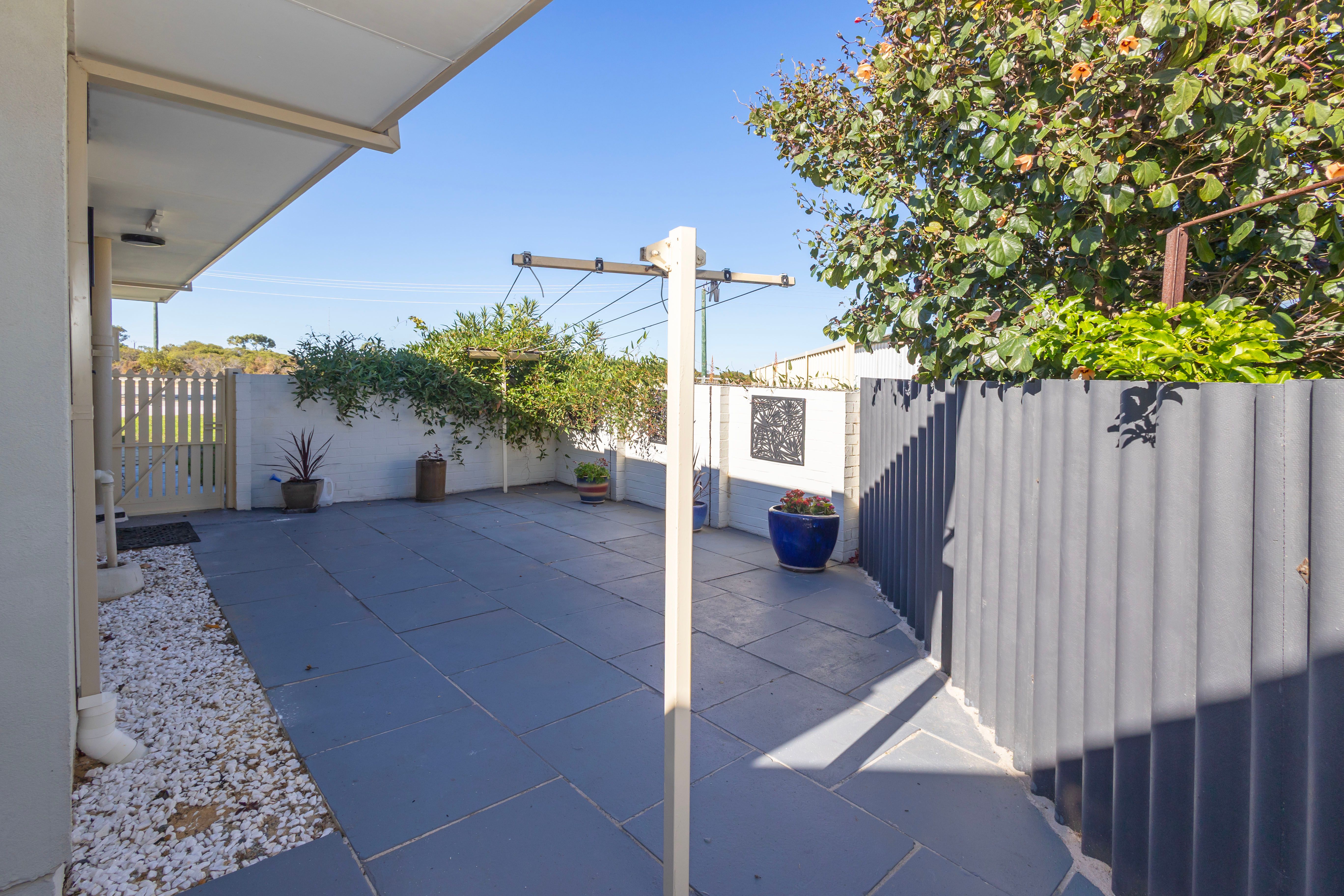 12 Thomas Street — photo 21 of 27