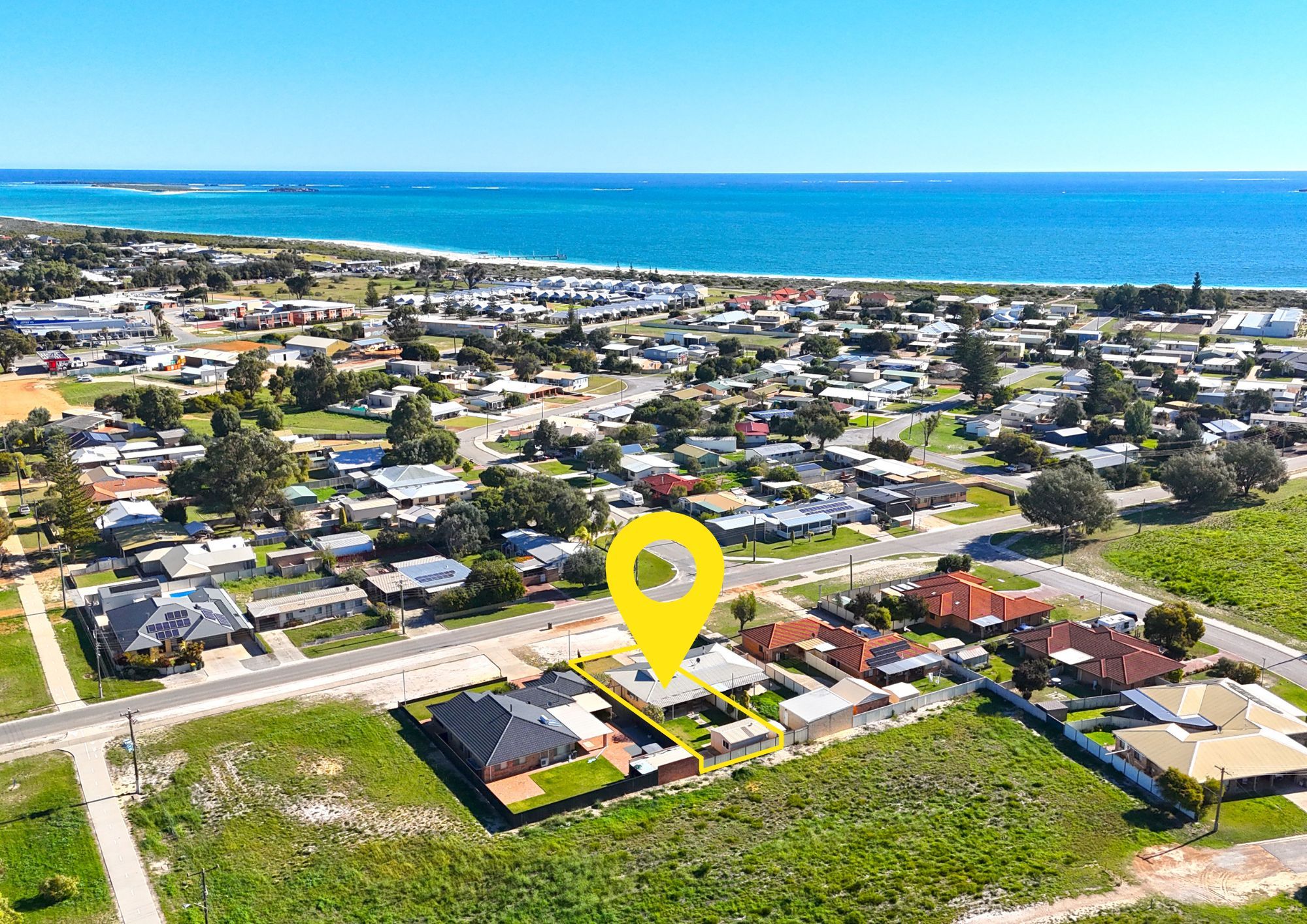 6A Hasting Street, Jurien Bay, WA 6516