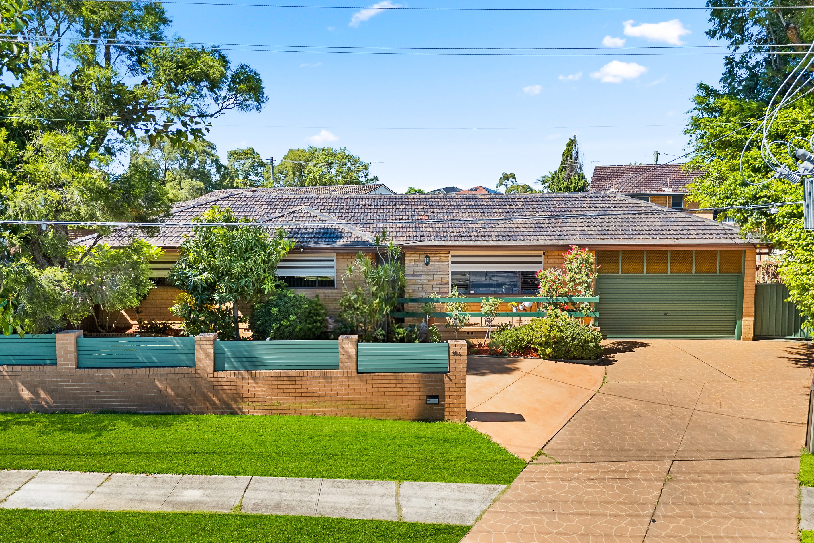 914 The Horsley Drive, Smithfield, NSW 2164