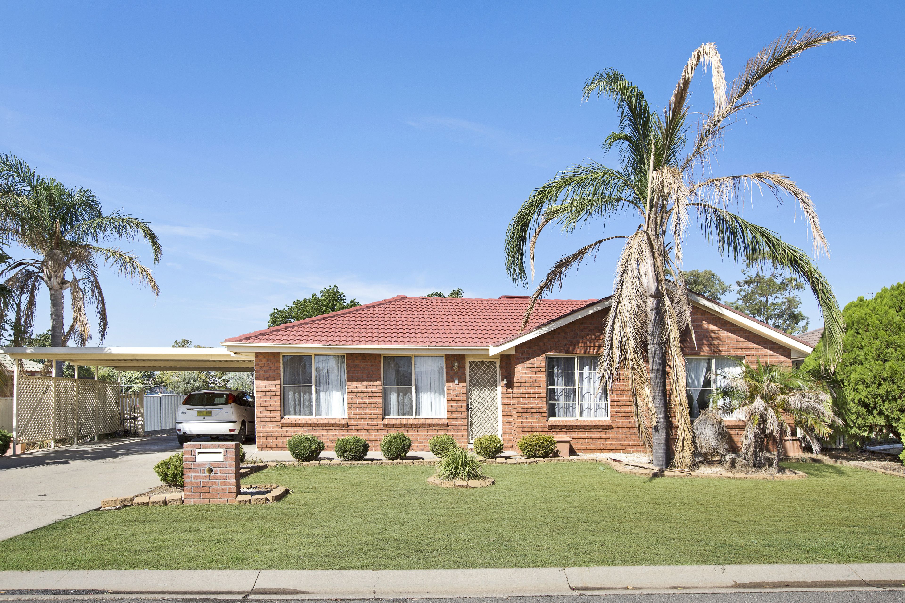 5 Caley Close, Tamworth NSW 2340