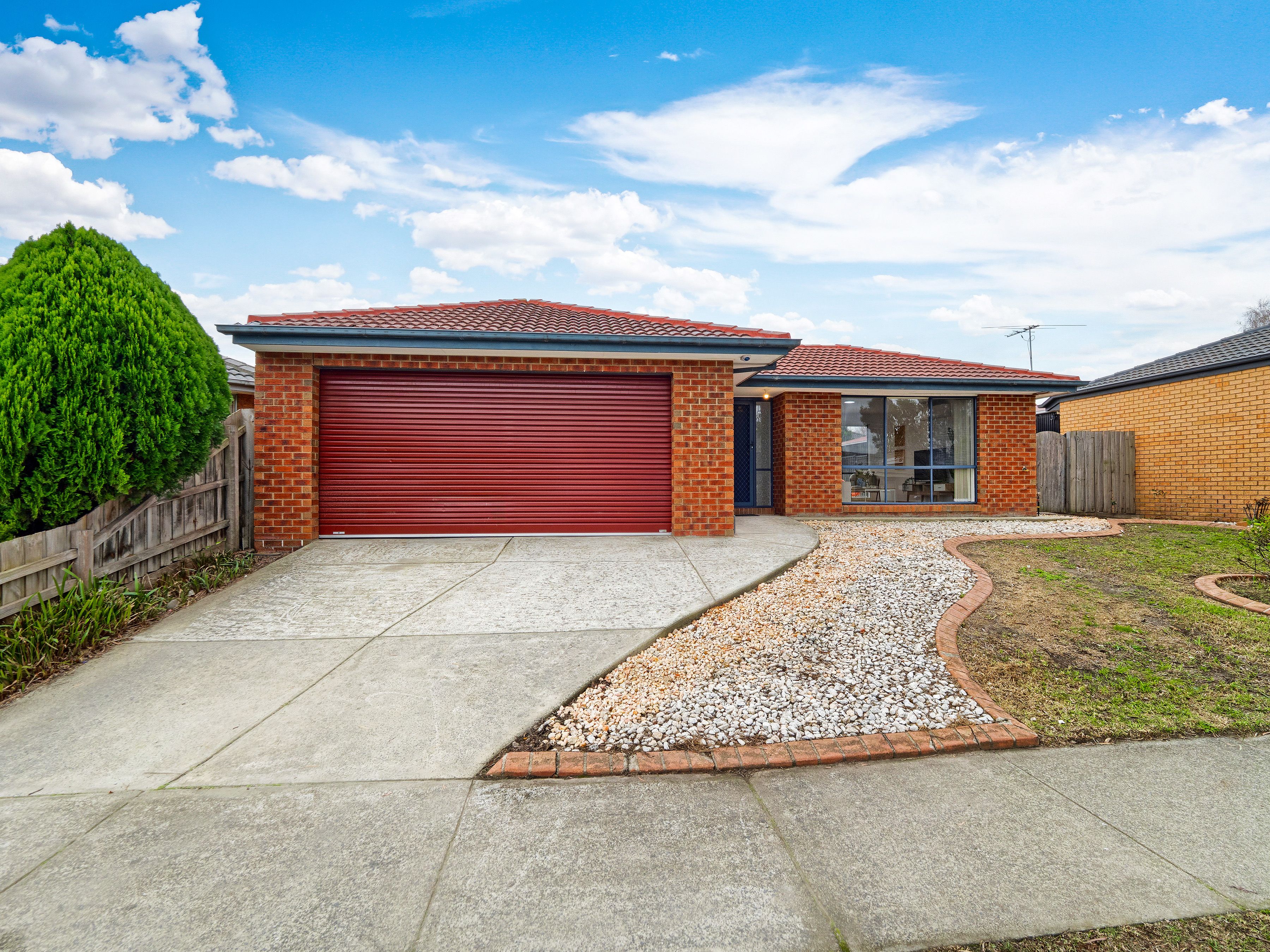 7 Huon Park Road, Cranbourne North, VIC 3977