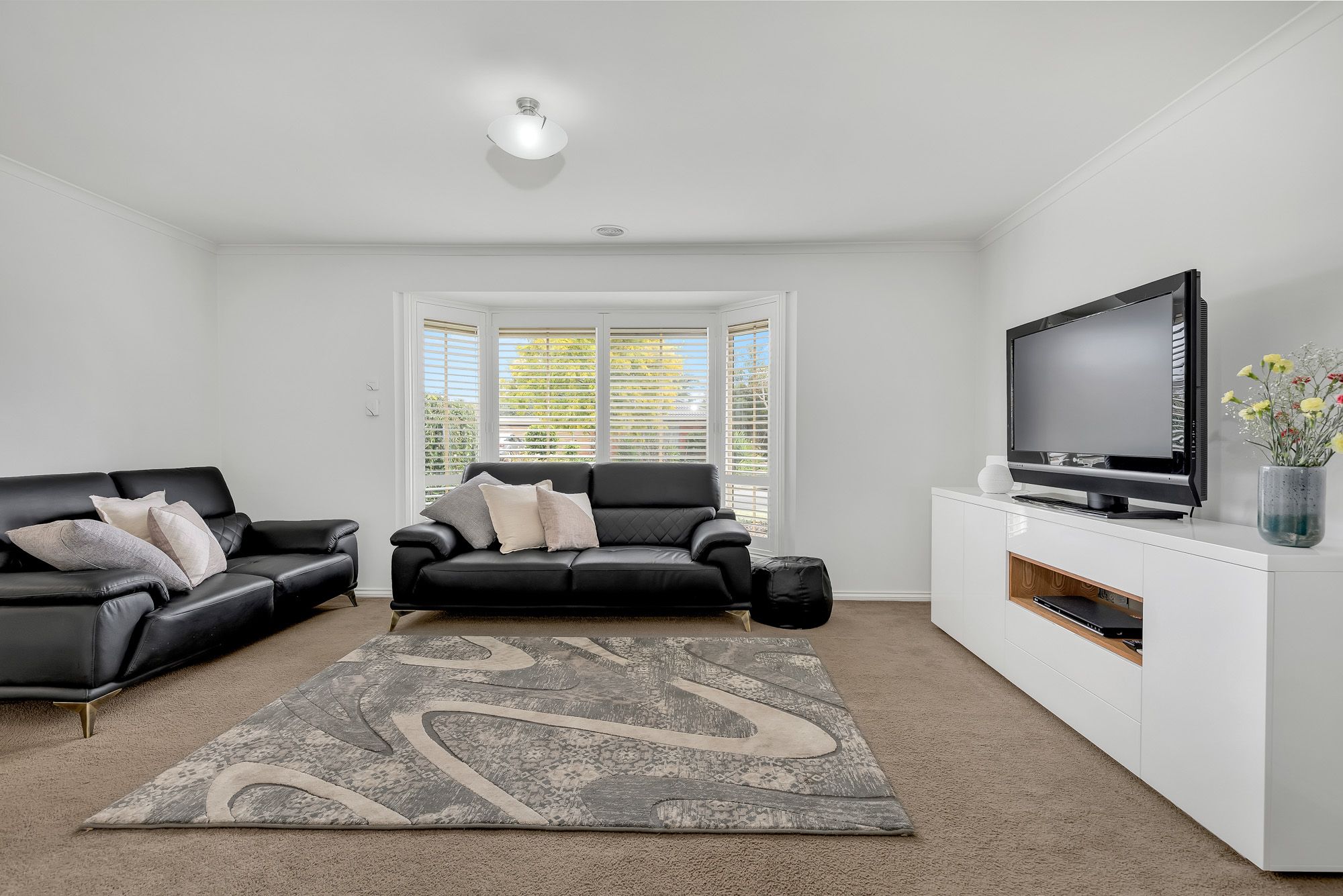 16 Thoroughbred Avenue, Werribee, VIC 3030
