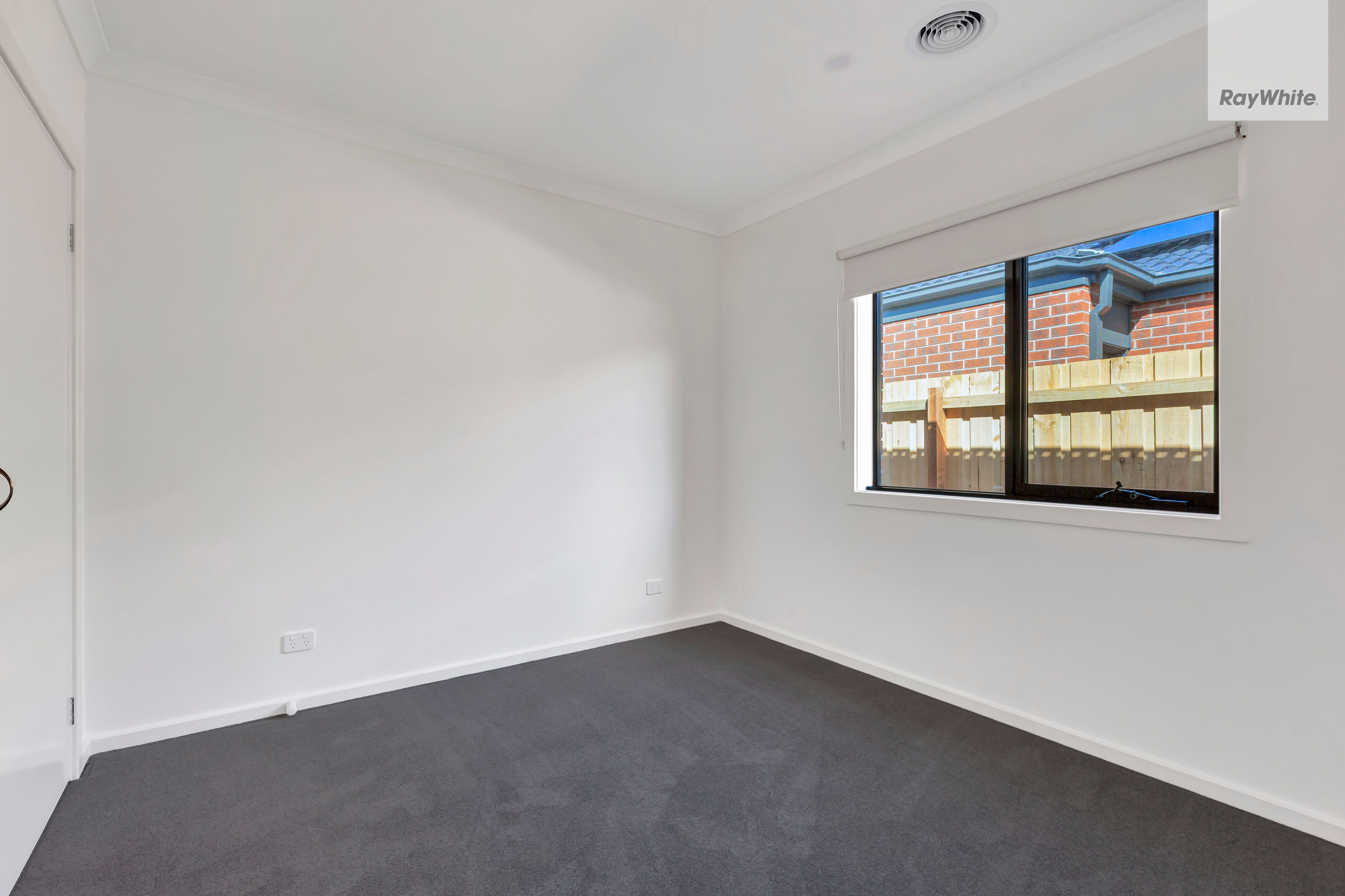 16 Hammer Street — photo 8 of 12