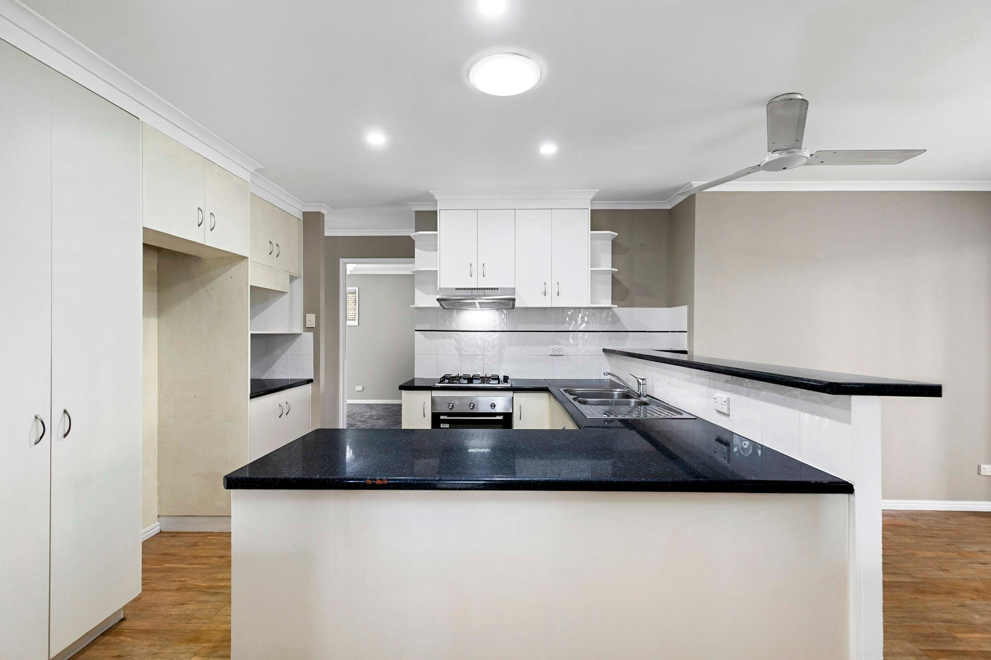 28 Wattlebird Lane — photo 3 of 14