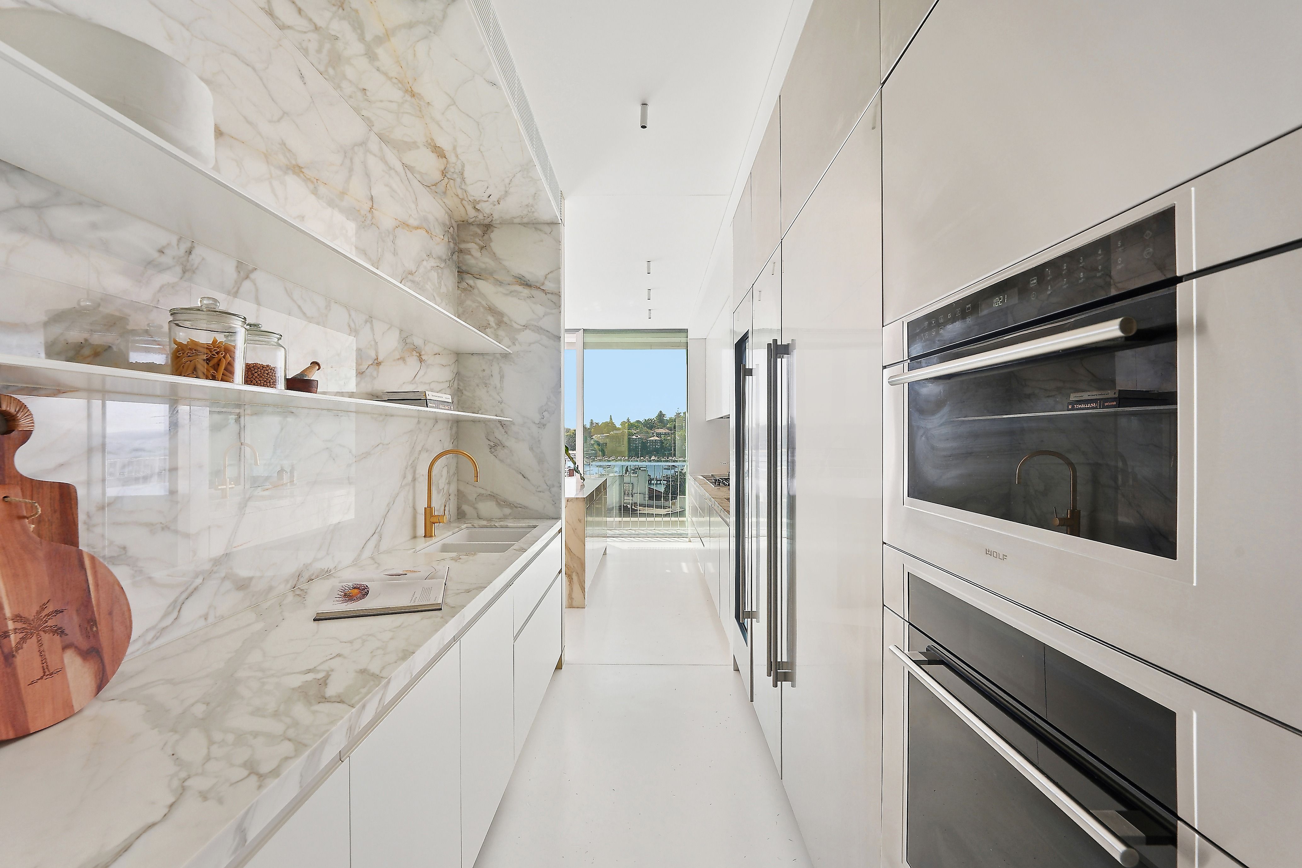8 Wiston Gardens — photo 10 of 30