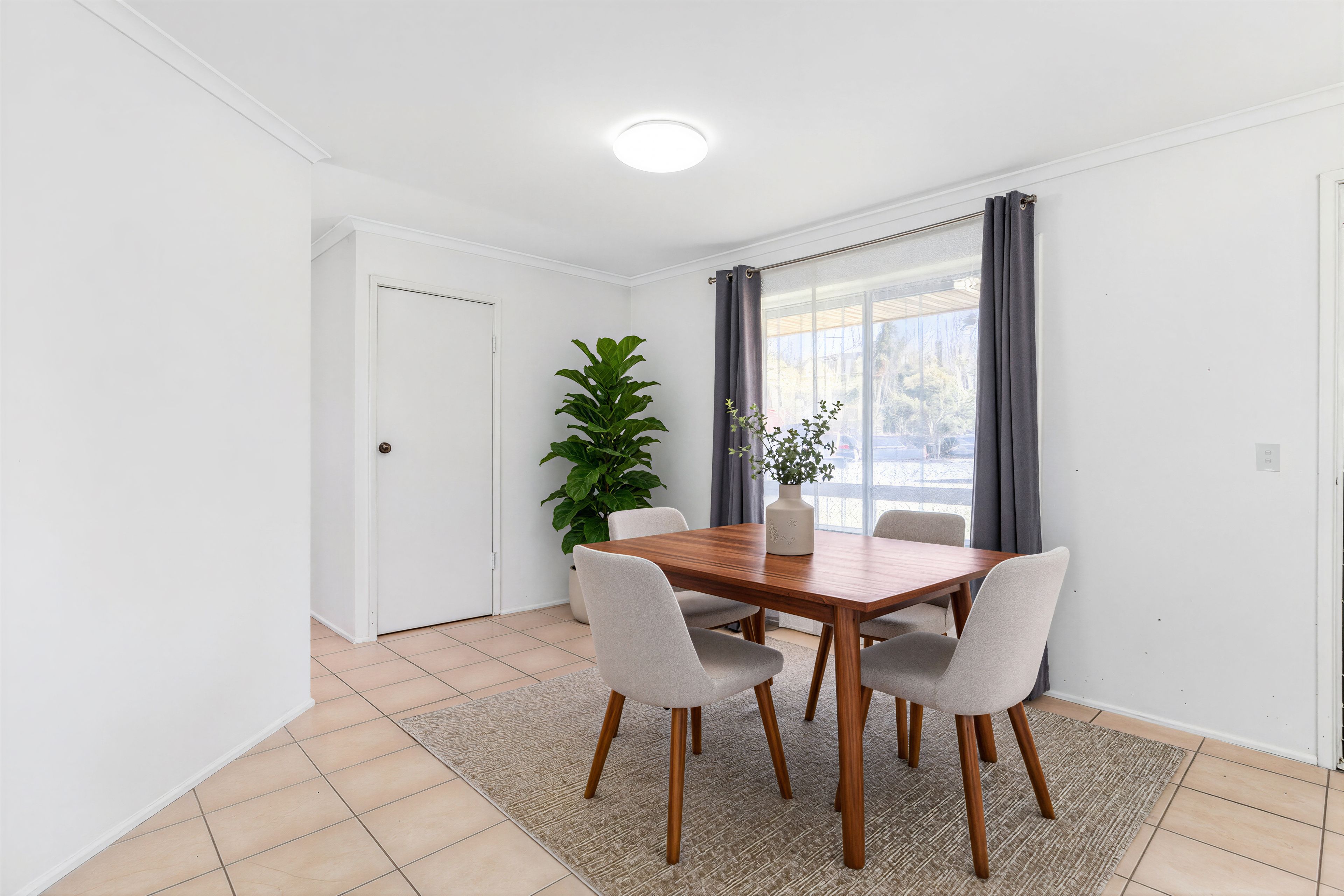 19 Maleny Street — photo 11 of 21
