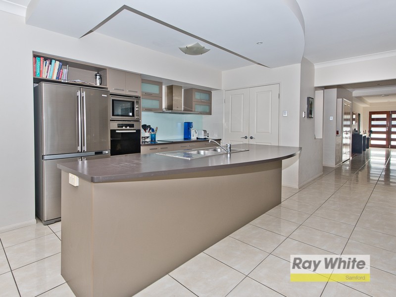 Samford Village, QLD 4520