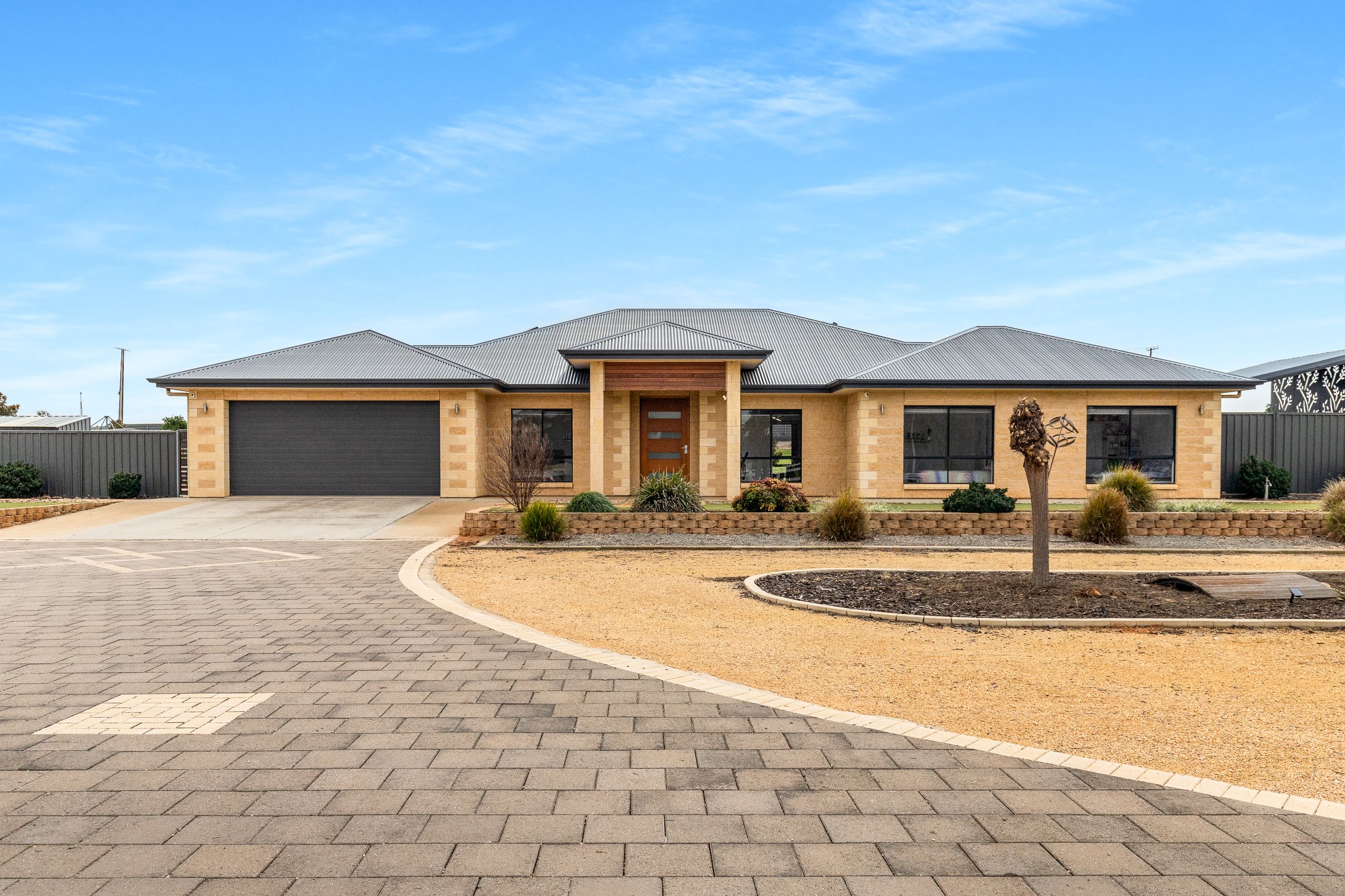 85 Viney Road — photo from Ray White Riverland