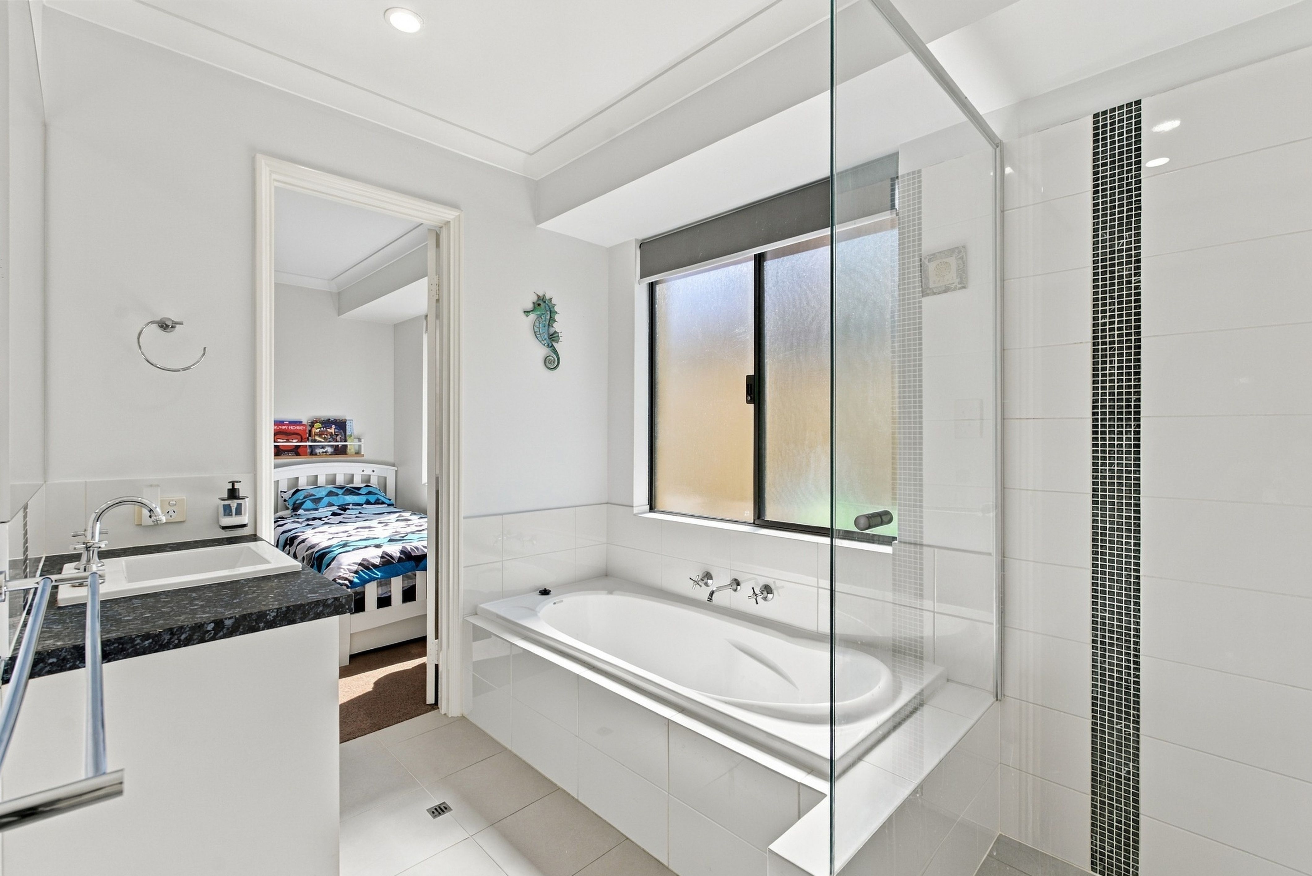 122 Kemp Street — photo 17 of 30