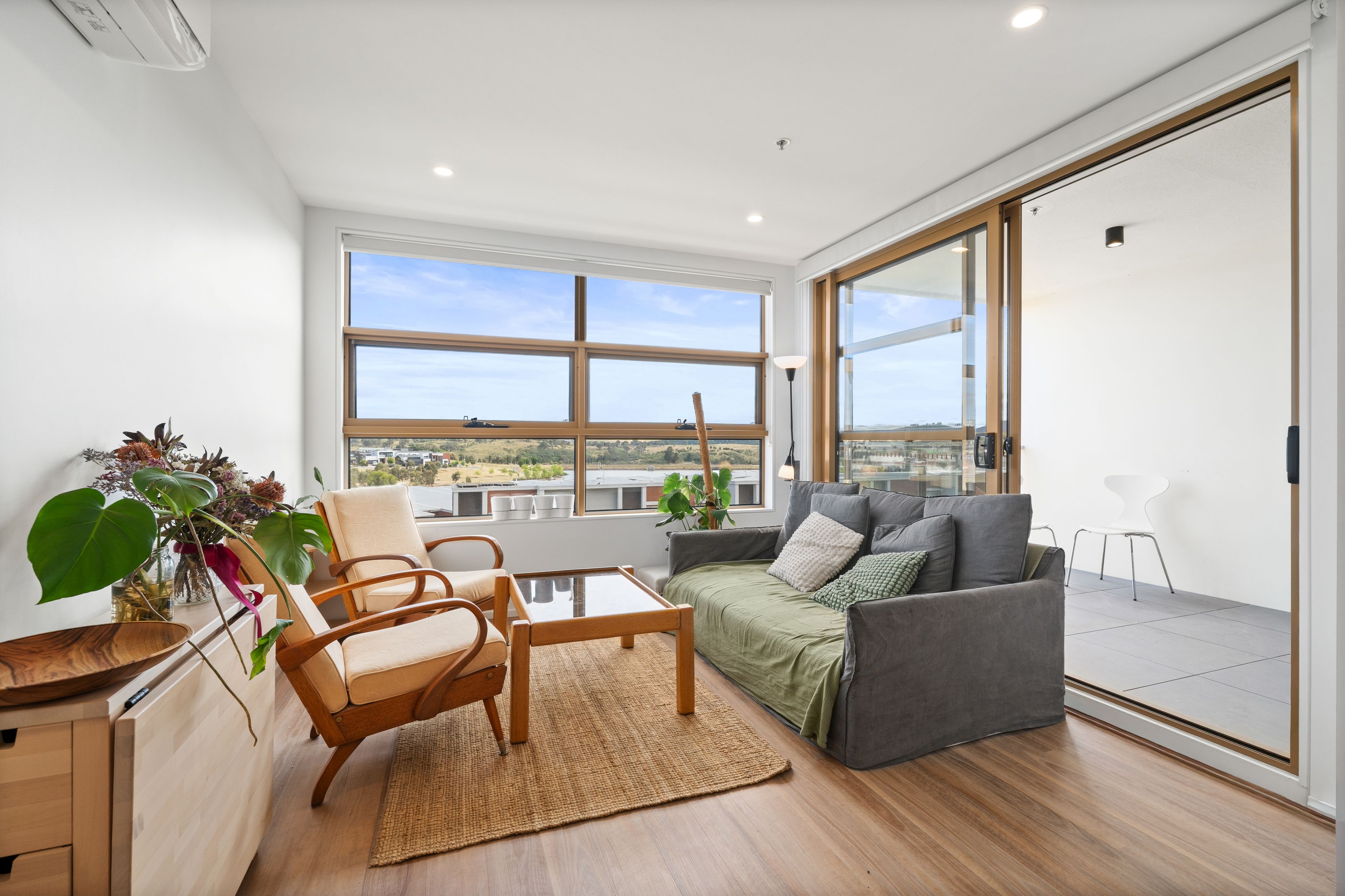 308/43 Arthur Blakeley Way, COOMBS ACT 2611