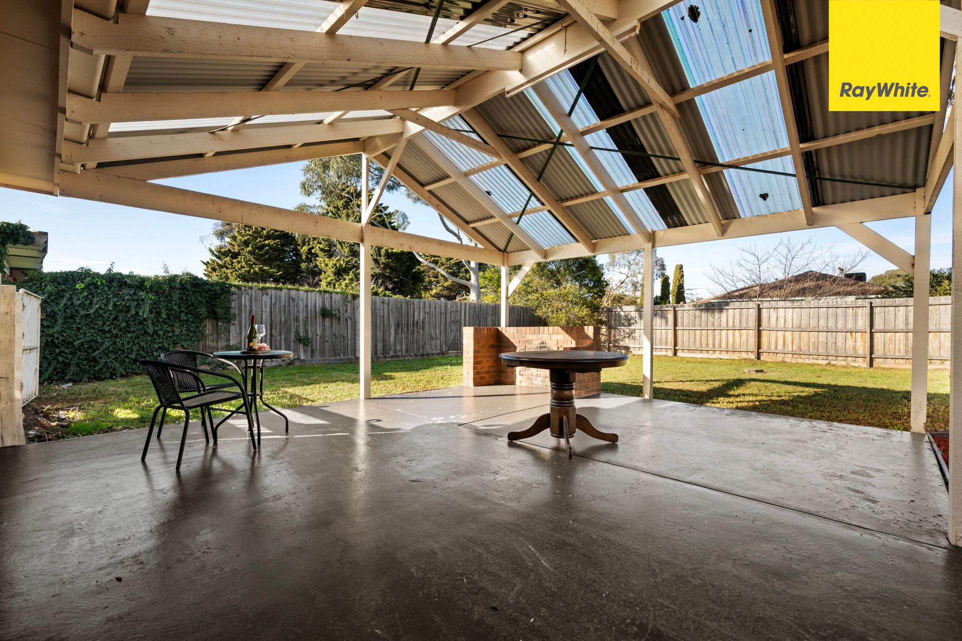 20 Perry Close — photo 15 of 22