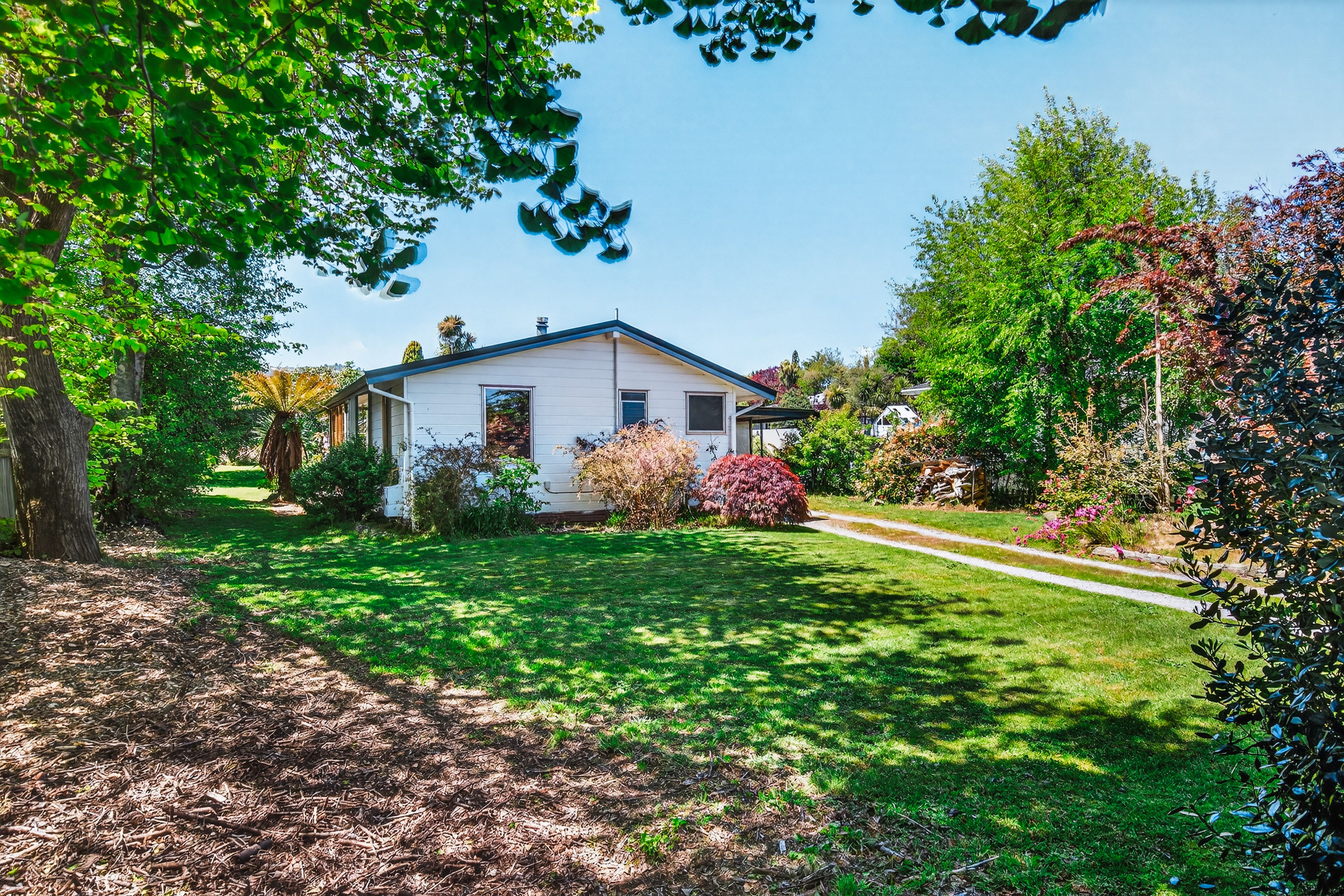14 Sunset Street, Hilltop, Taupo District