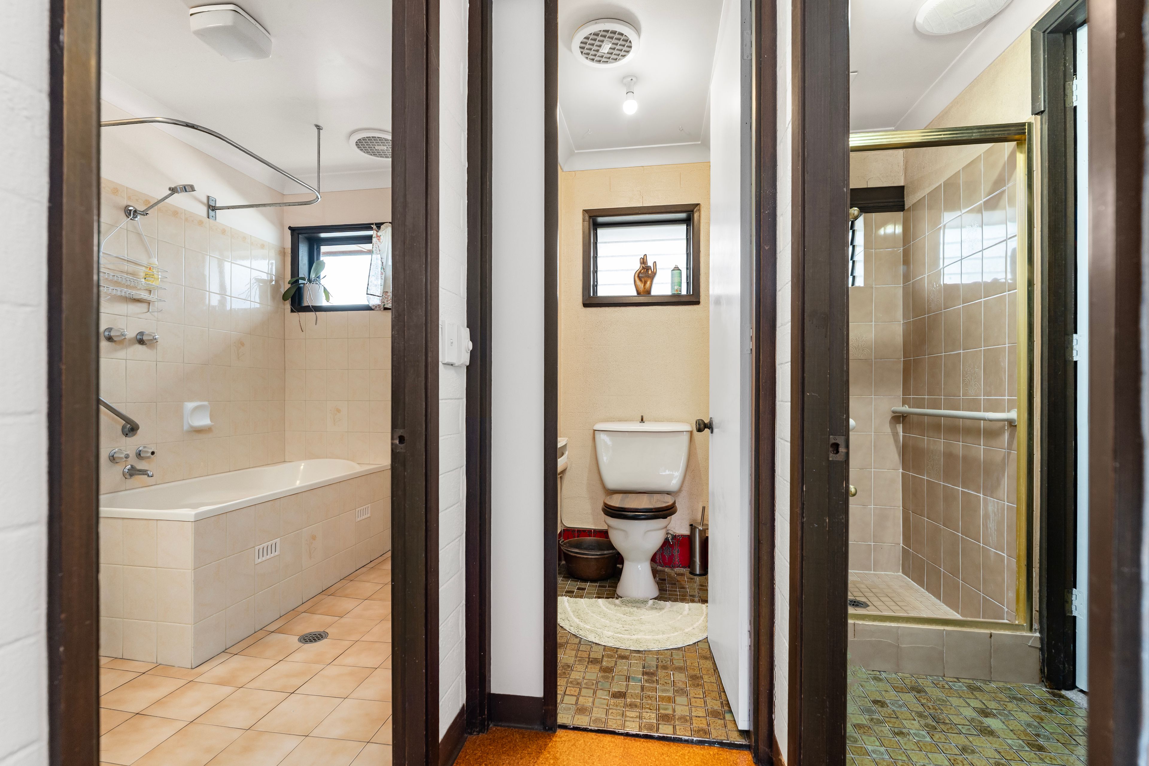 385 Colley Street — photo 12 of 21