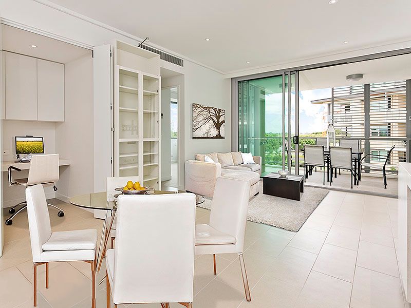 1408/118 Parkside Circuit, Hamilton, QLD 4007