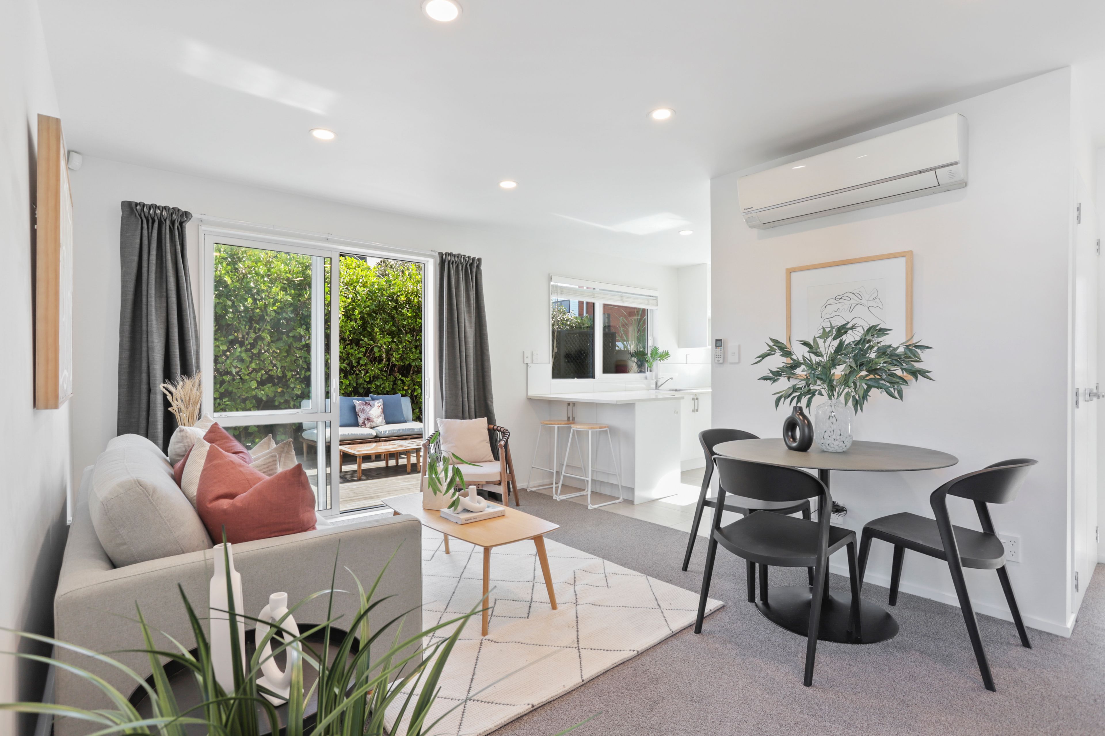 25a Miro Road, Mangere Bridge, Manukau City