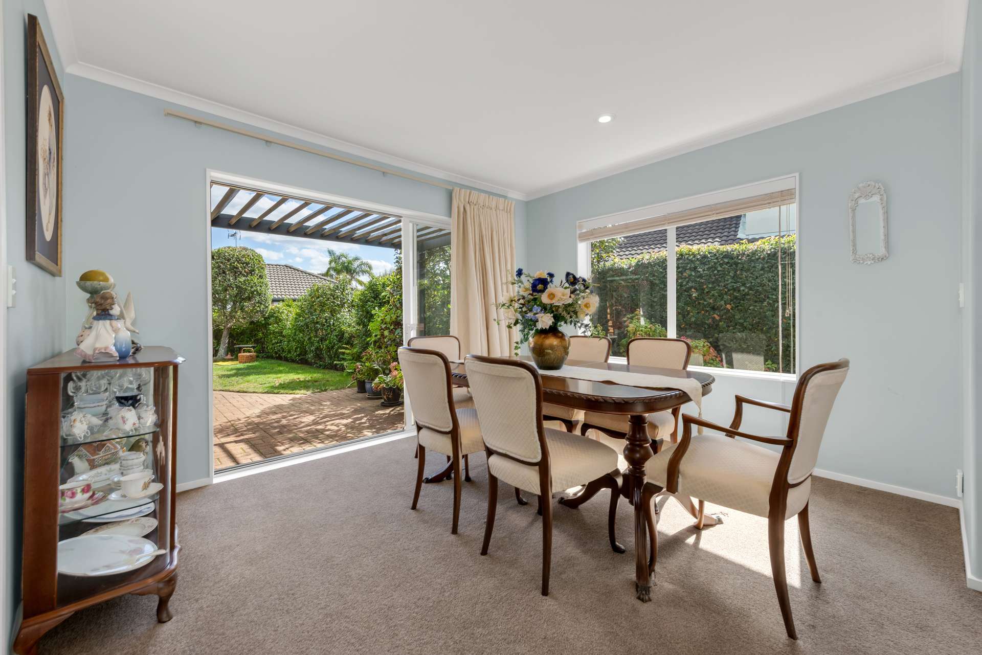 50 Cantora Avenue photo 3
