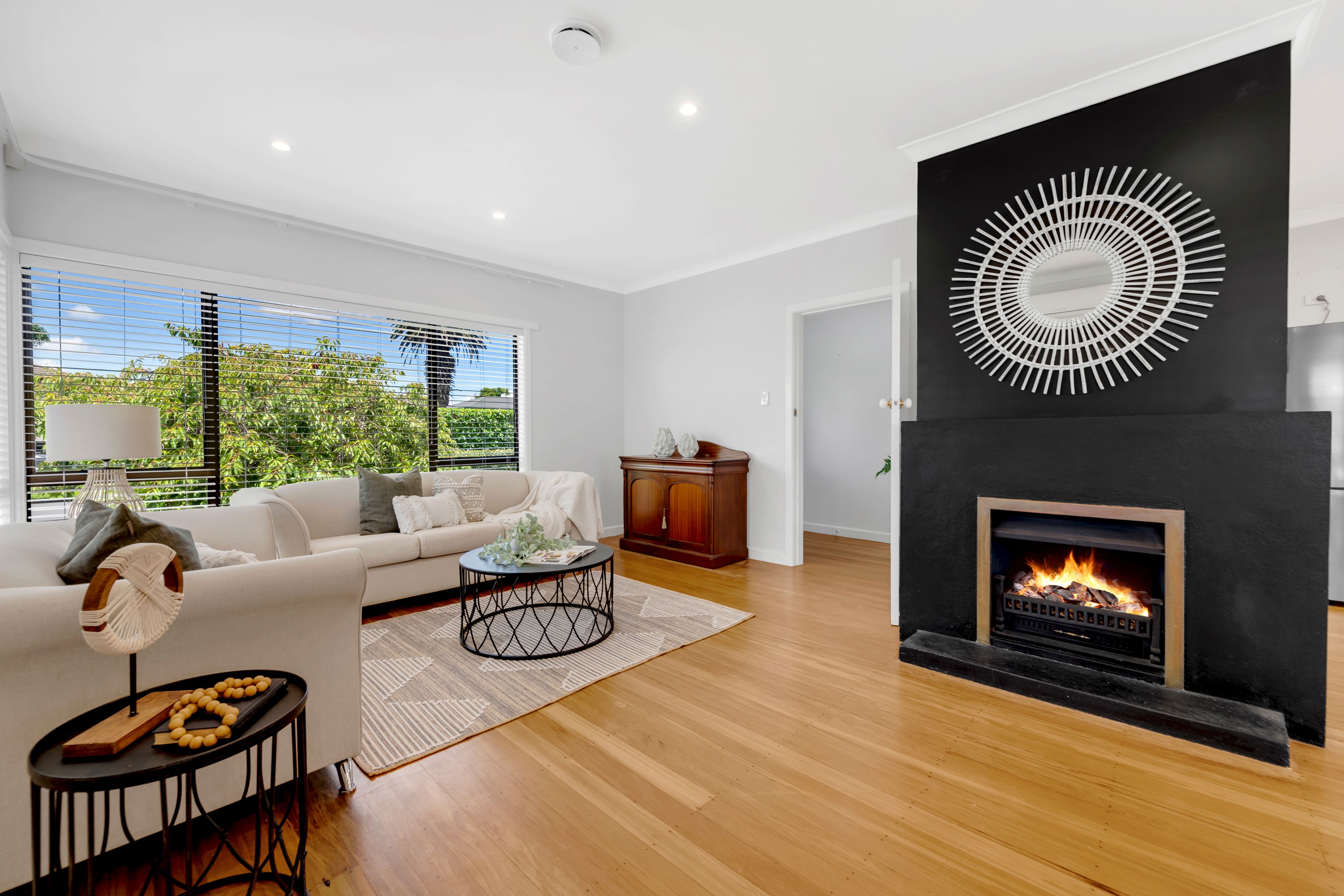 17 Eastern Beach Road, Eastern Beach, Manukau City