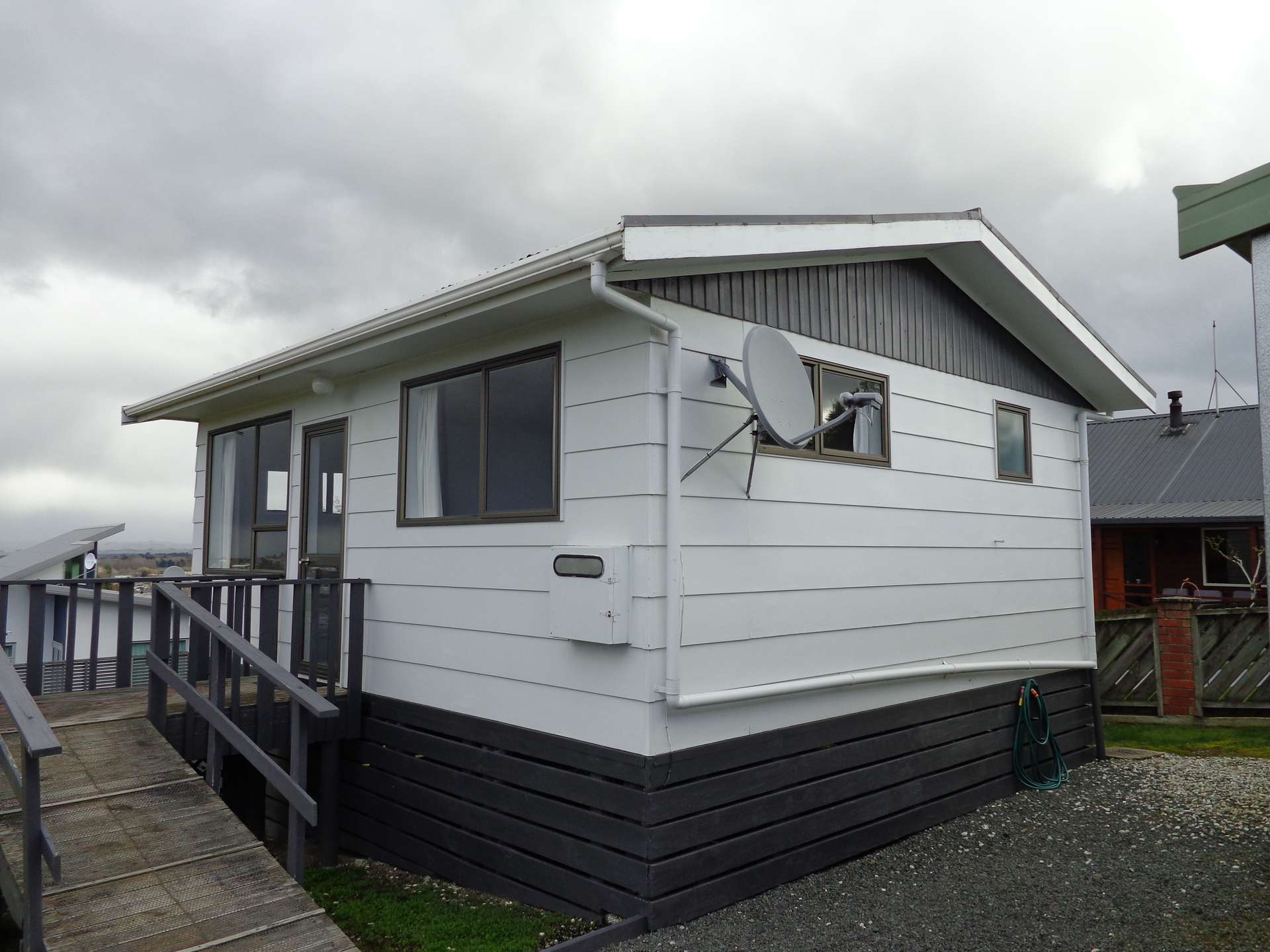 16 Matai Place photo 3