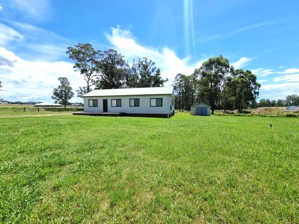 315 Denham Court Road, Denham Court, NSW 2565