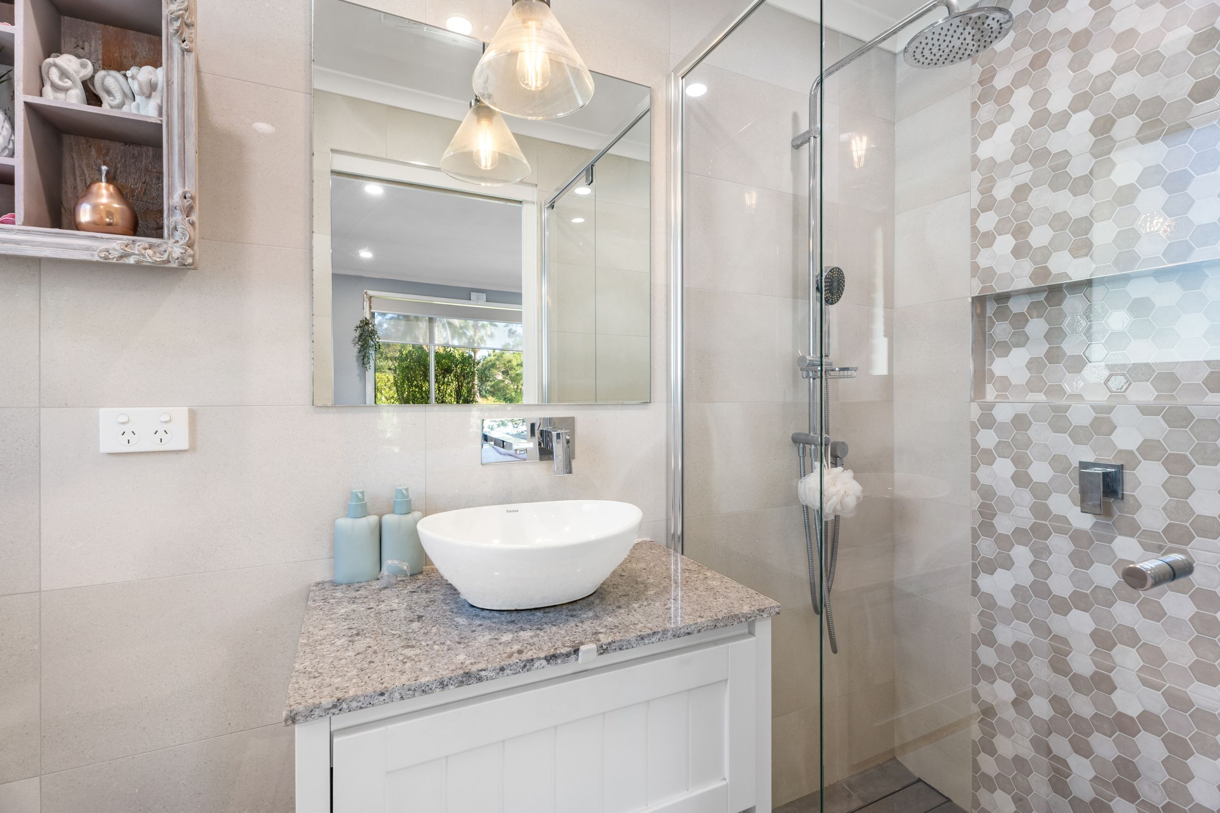 6 Etna Close — photo 11 of 25