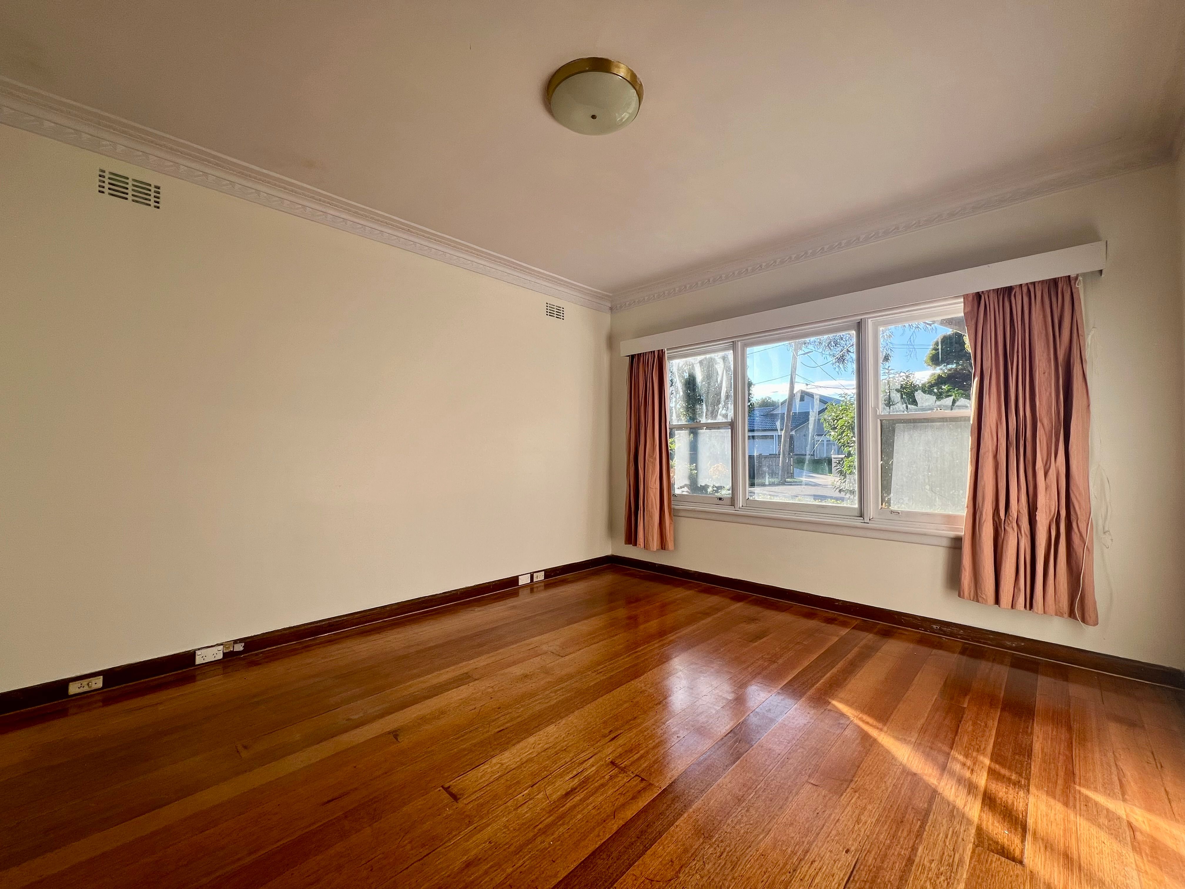 11 Ward Avenue, Oakleigh South, VIC 3167