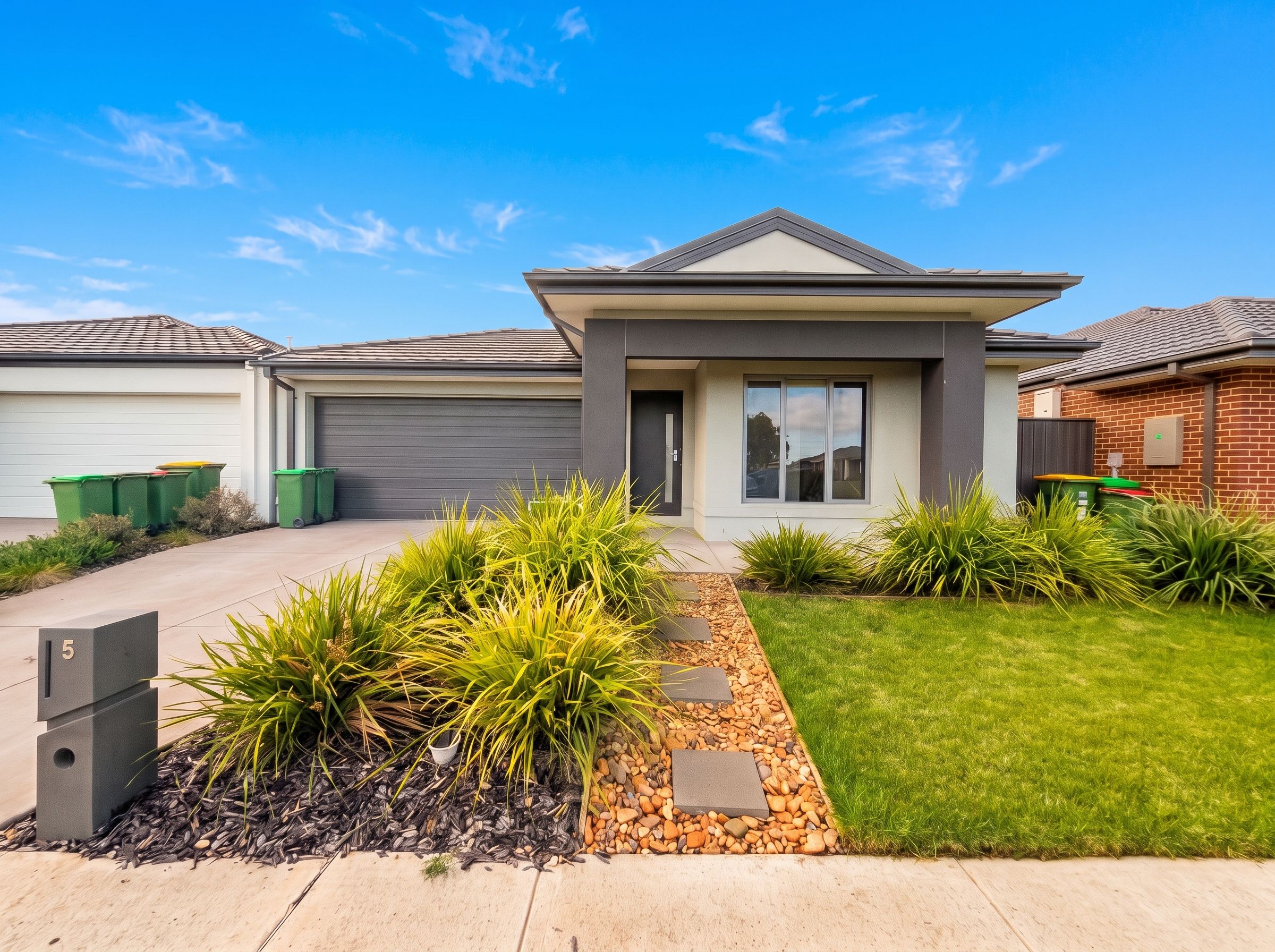 5 Prizzle Road — photo from Ray White Cranbourne