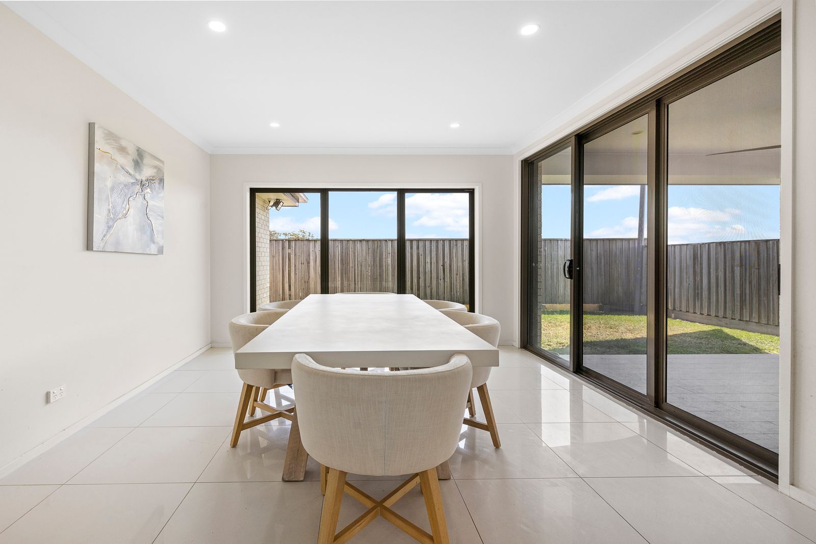 33 Ellabay Crescent — photo 6 of 18