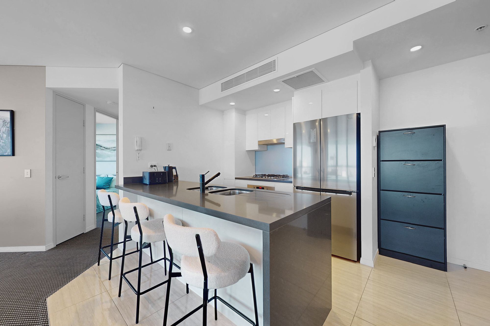 4706/43 Herschel Street — photo 5 of 19