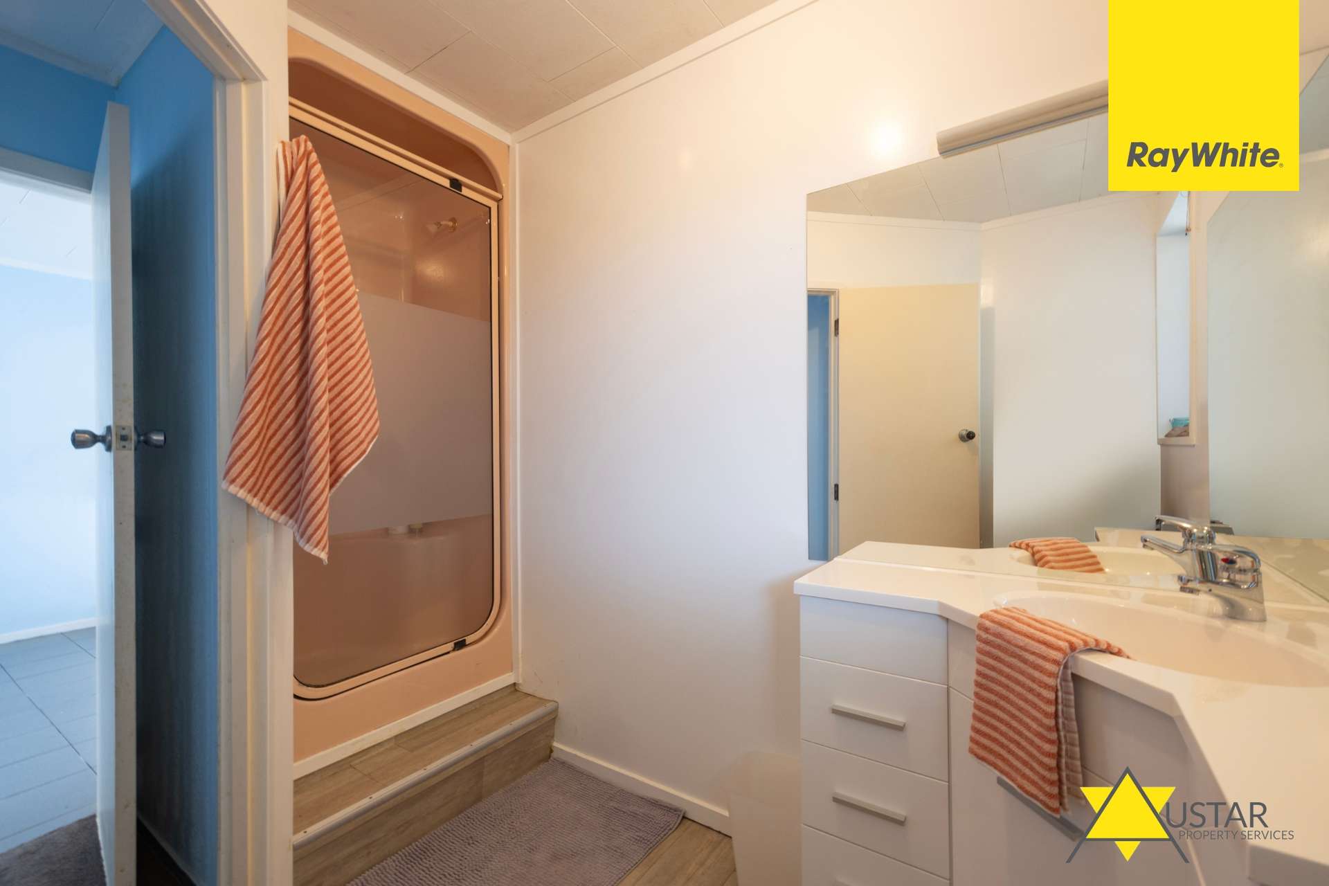 90 Seaview Road photo 15