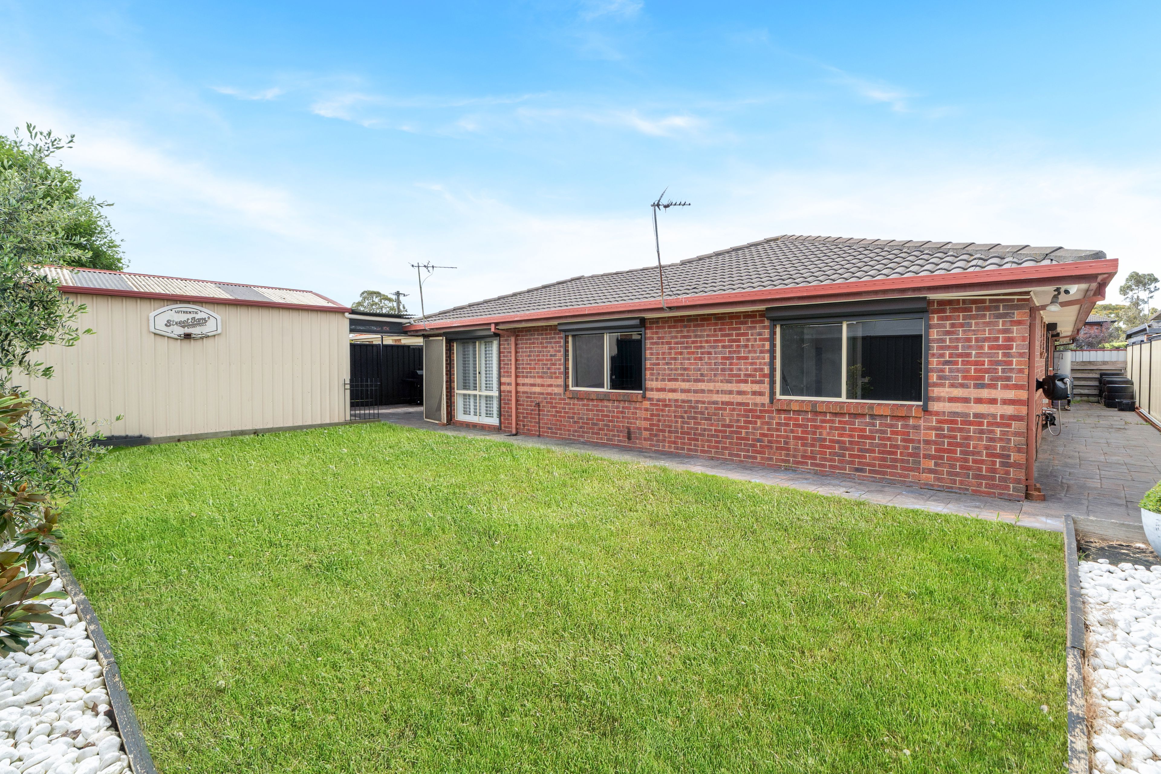 44 Abercarn Avenue — photo 23 of 27
