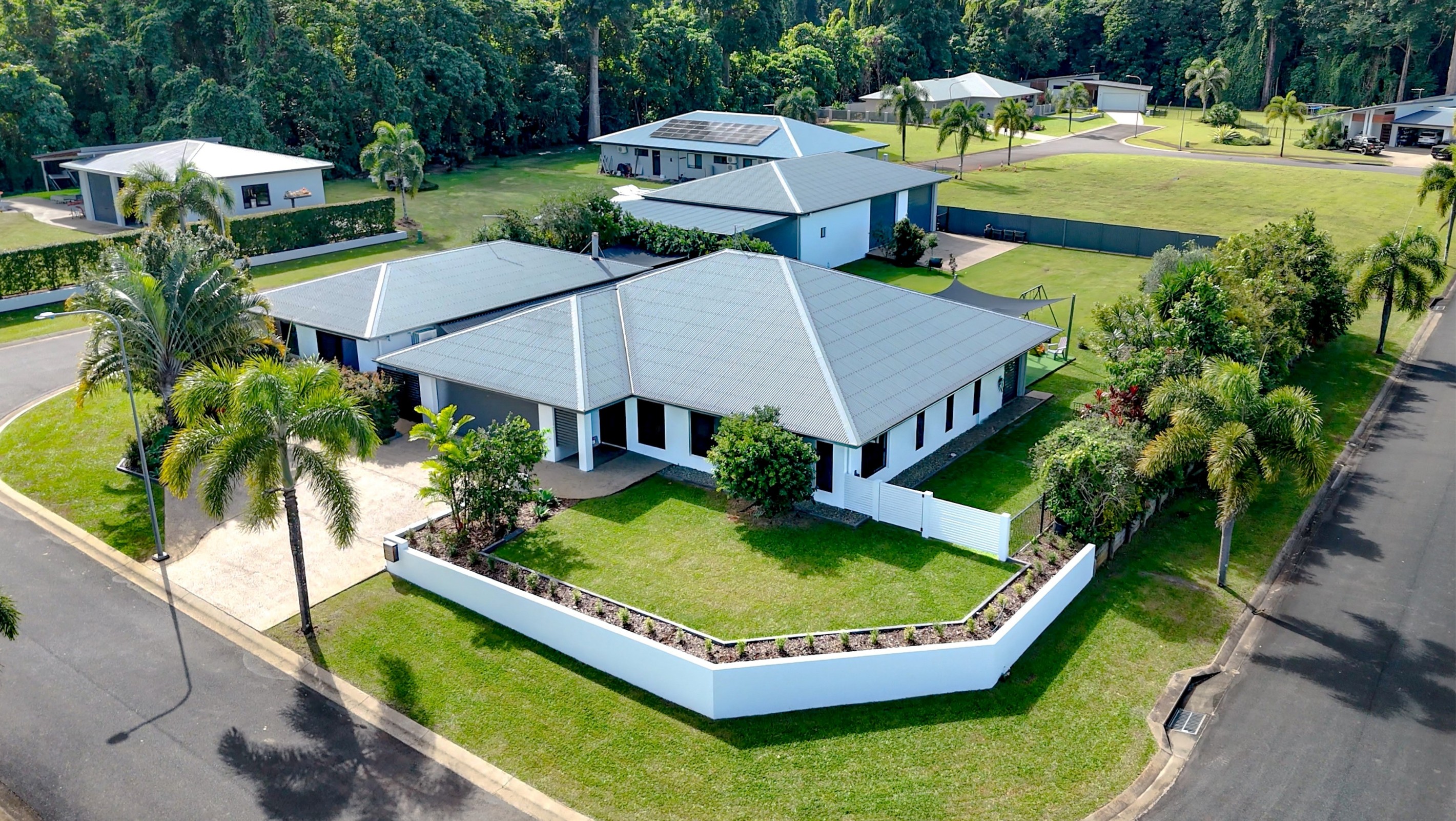 2 Purtaboi Close, Mission Beach, QLD 4852
