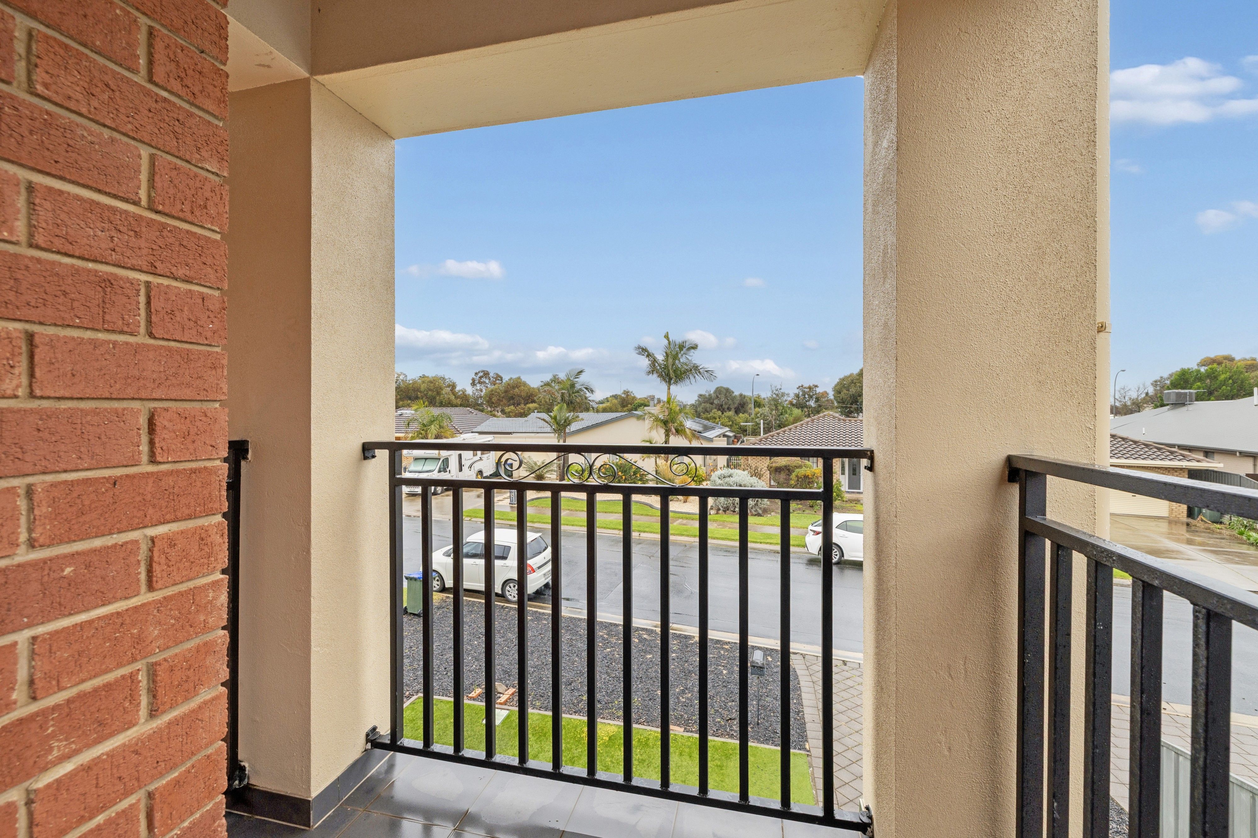 14 Heysen Crescent — photo 17 of 23