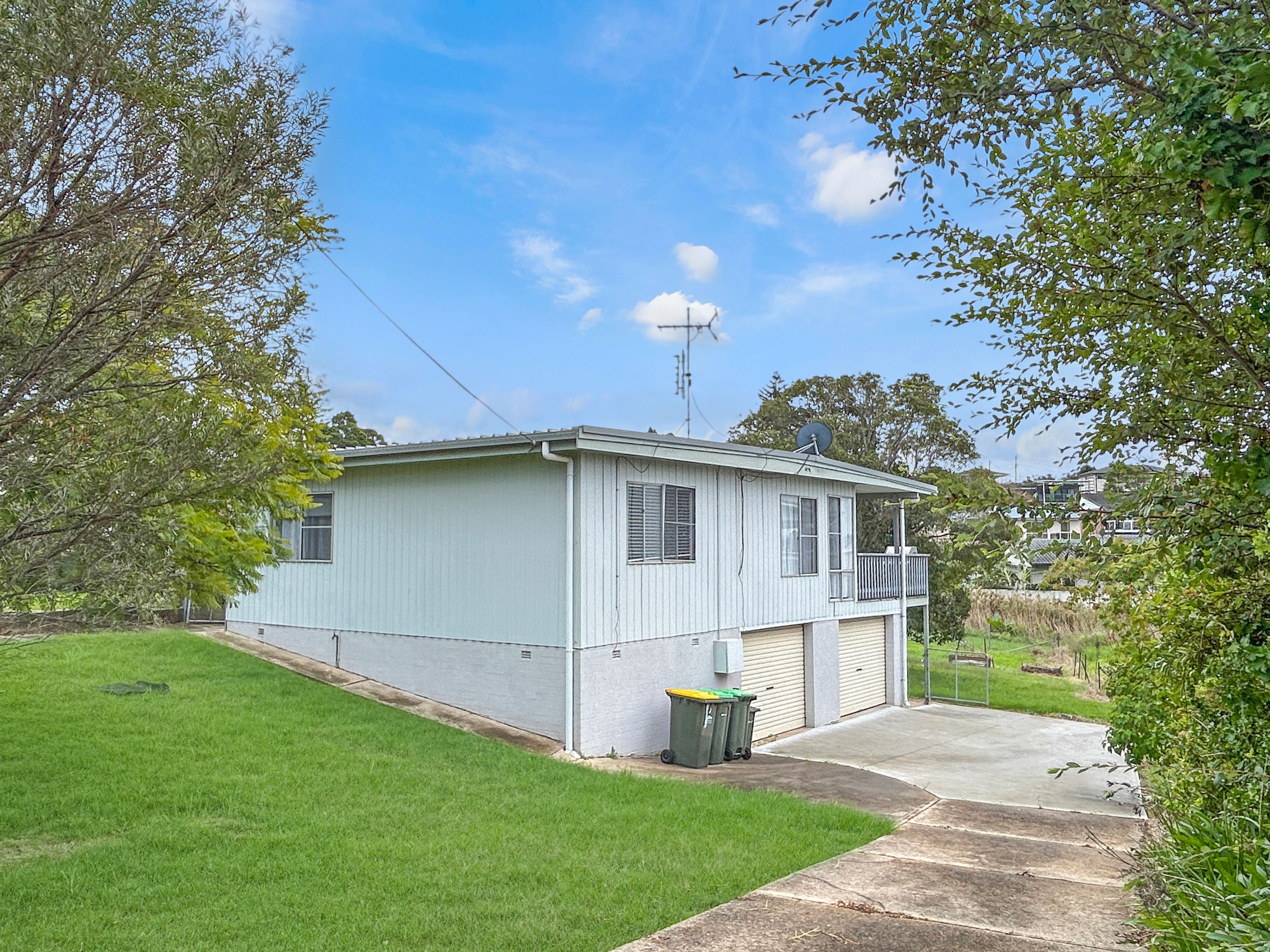 1 Peter Crescent, Batehaven, NSW 2536