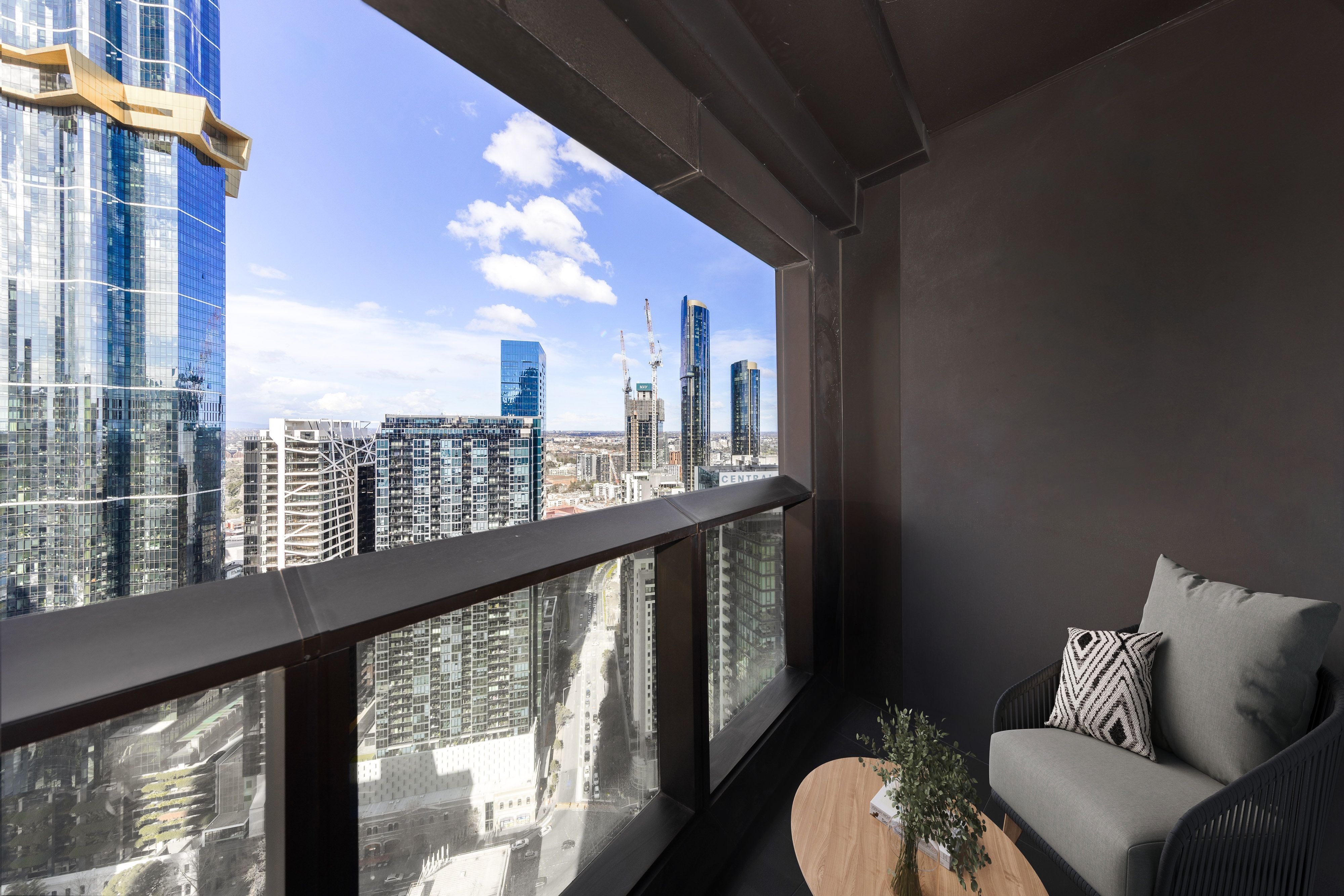 3609/35 Queensbridge Street — photo 3 of 24