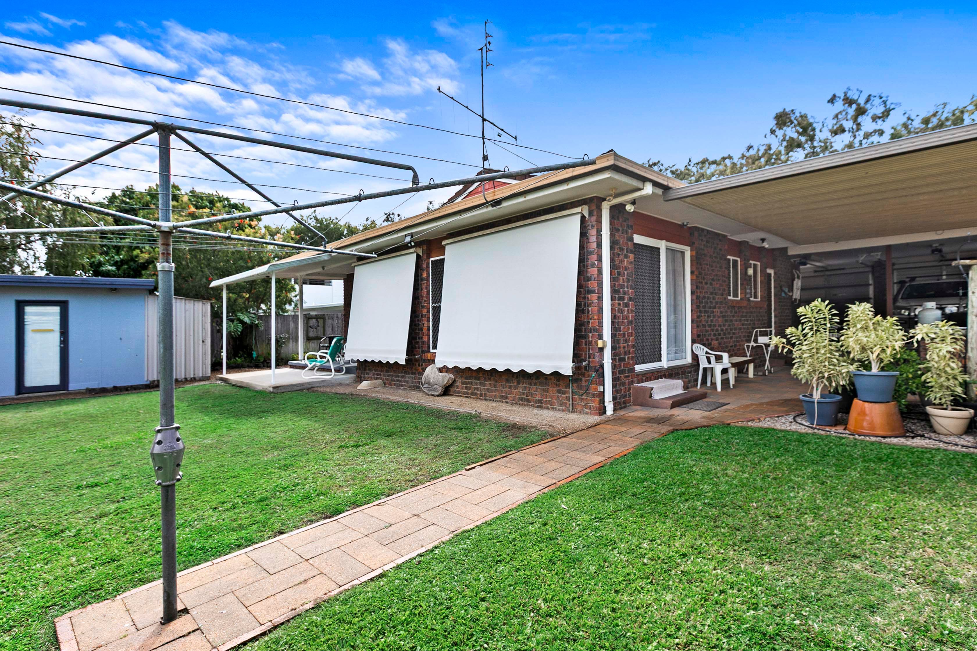 2 Kurrajong Crescent — photo 21 of 24