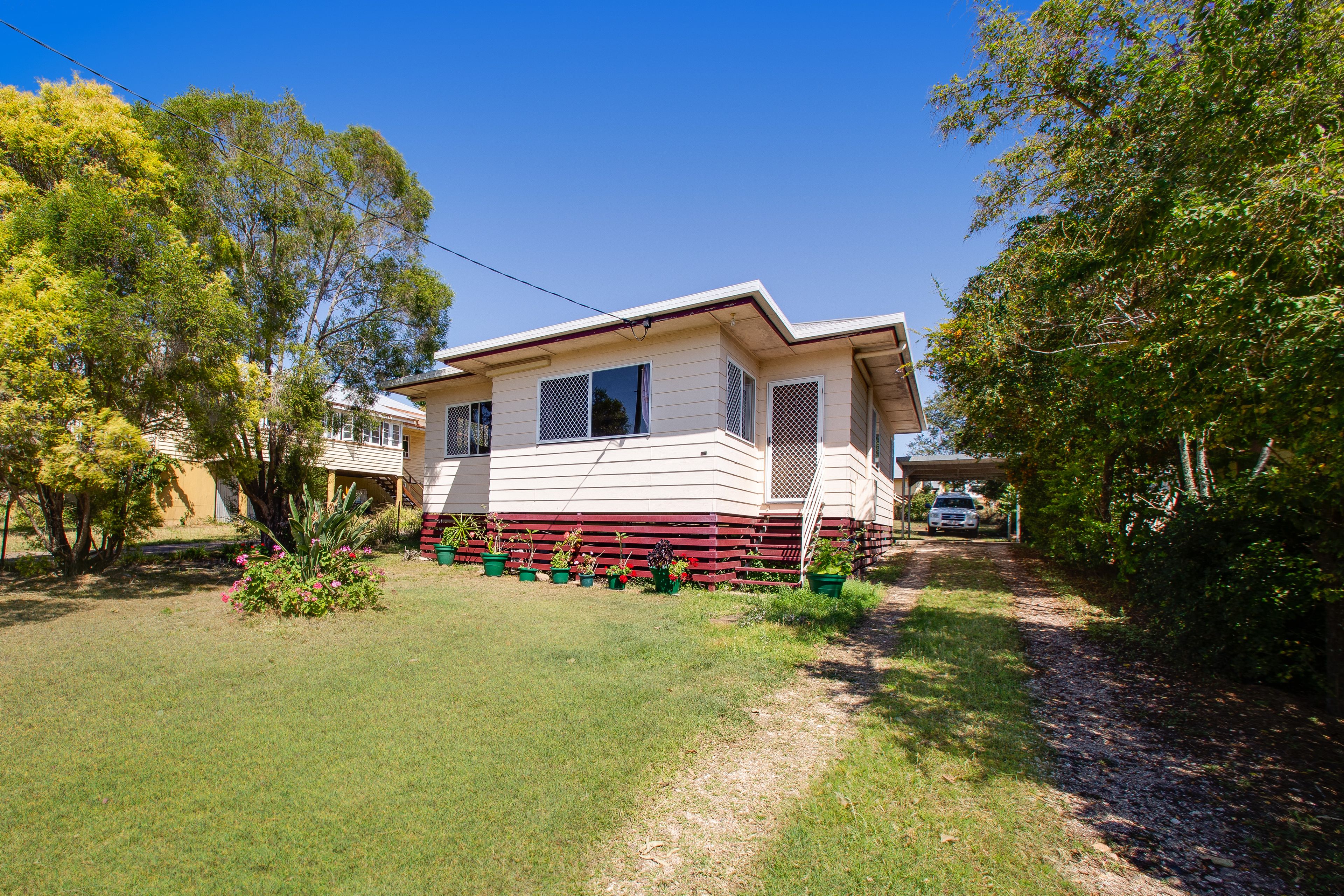 25 Peace Street, Lowood, QLD 4311