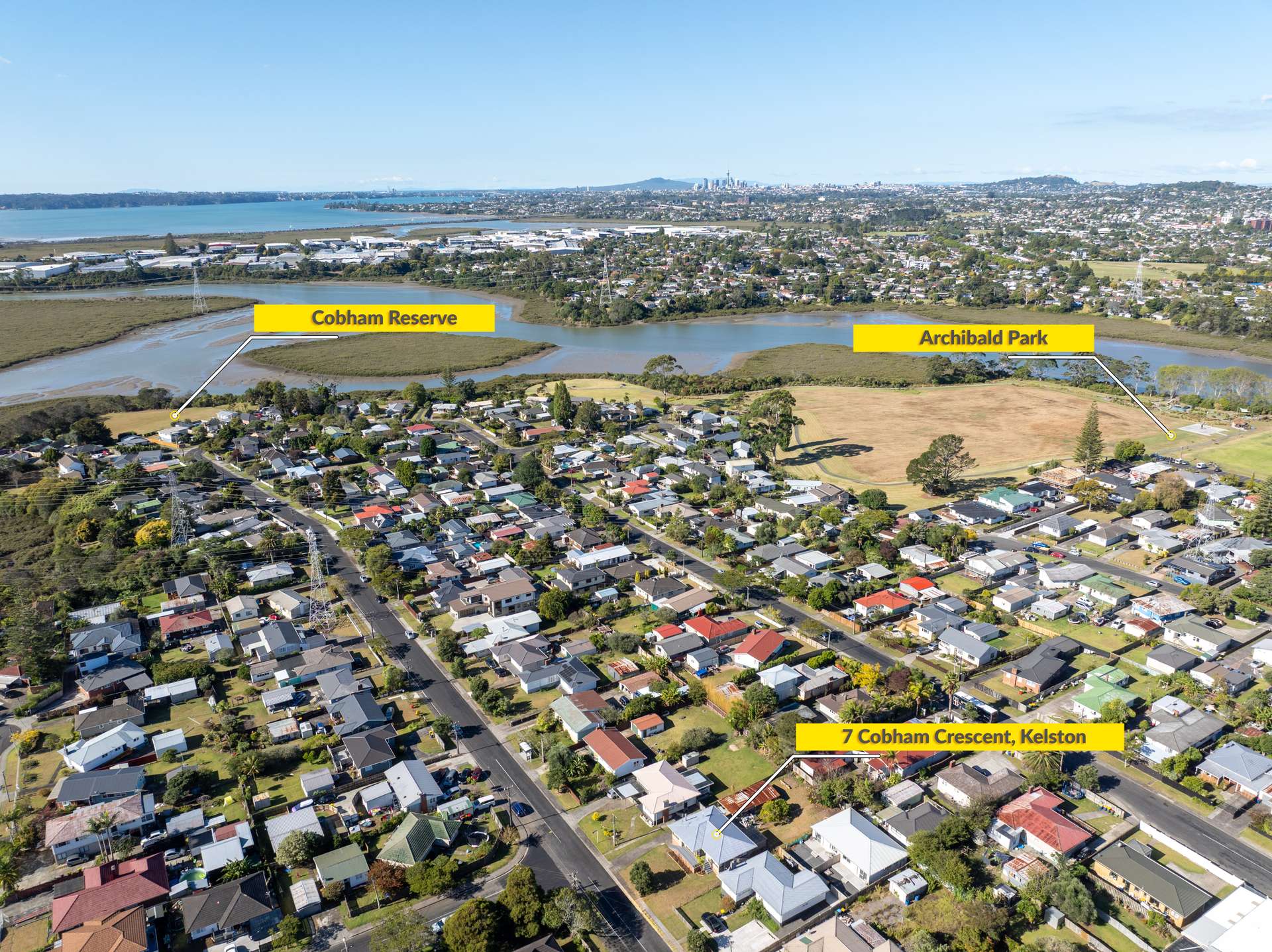 7 Cobham Crescent photo 13