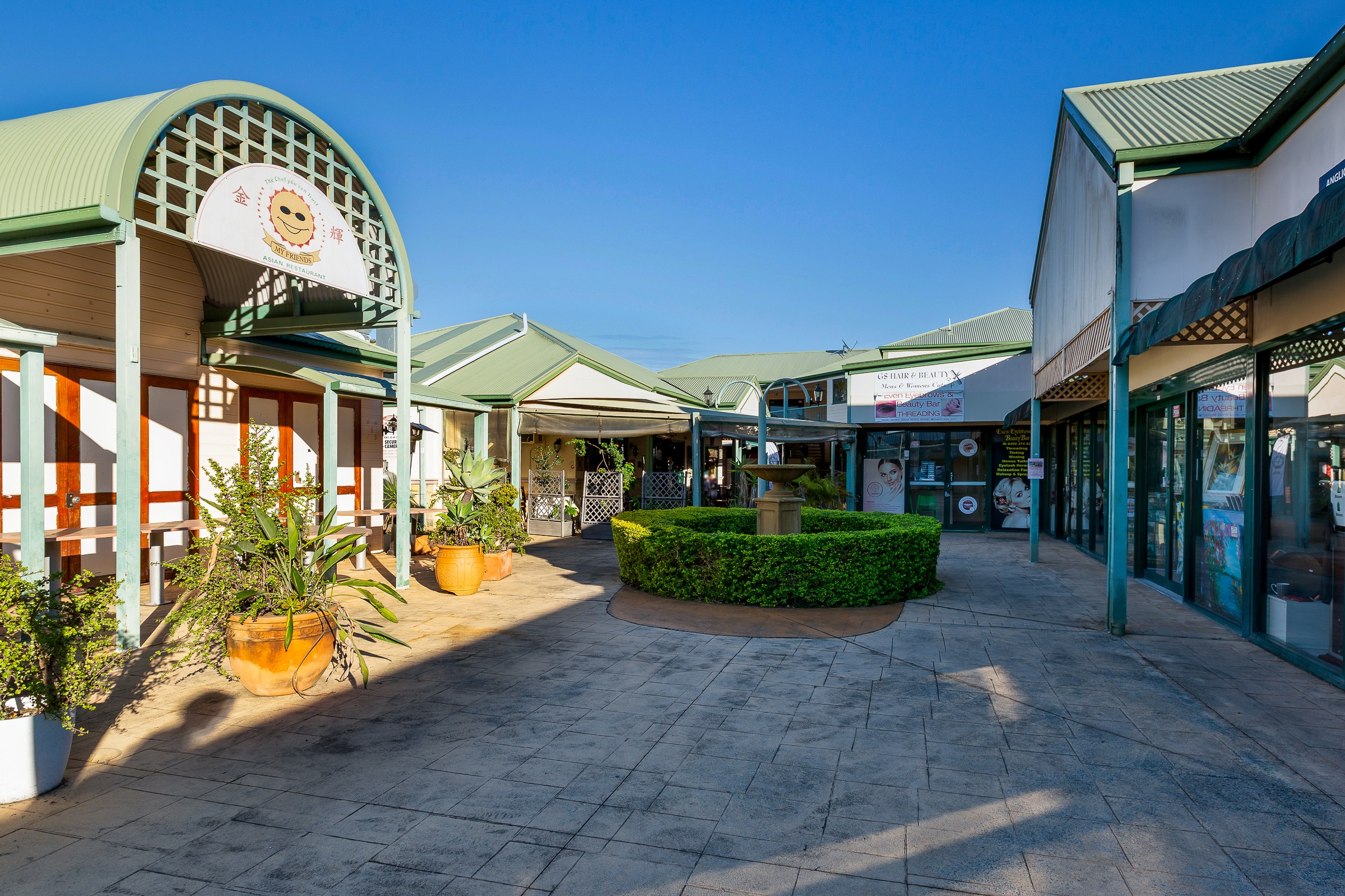 100-106 Old Pacific Highway, Oxenford, QLD 4210