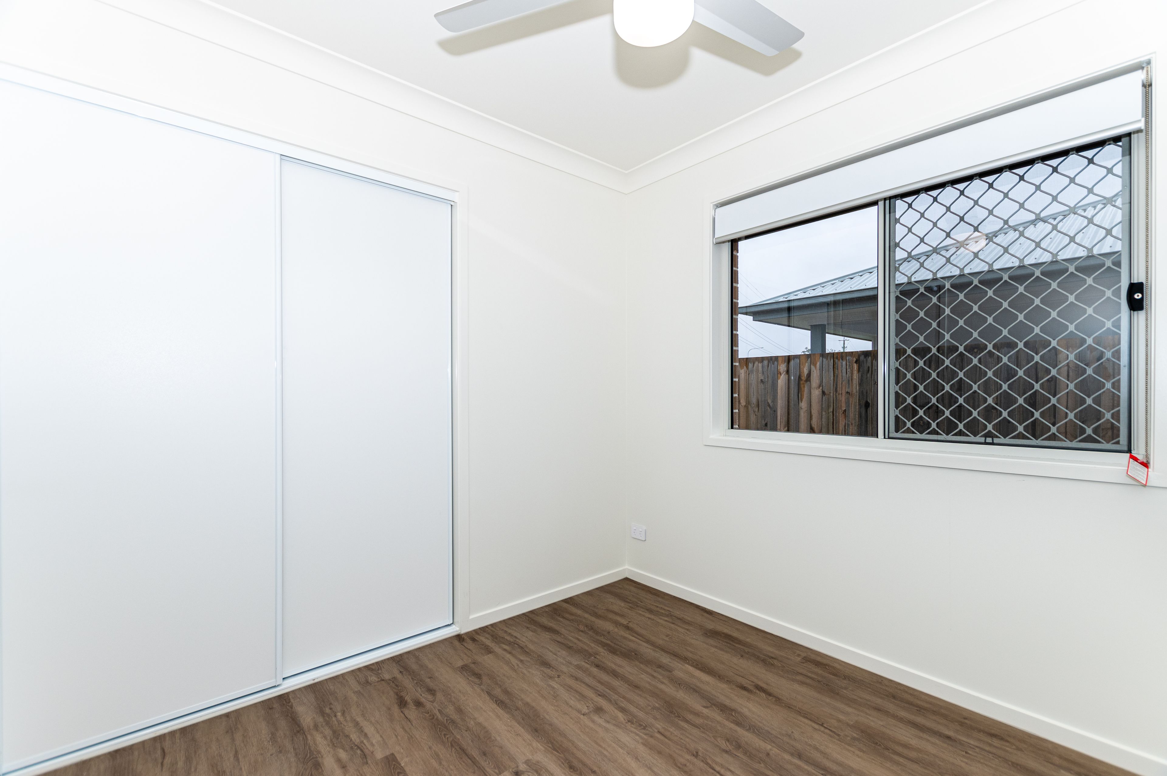 2/32 Grothe Street — photo 6 of 13
