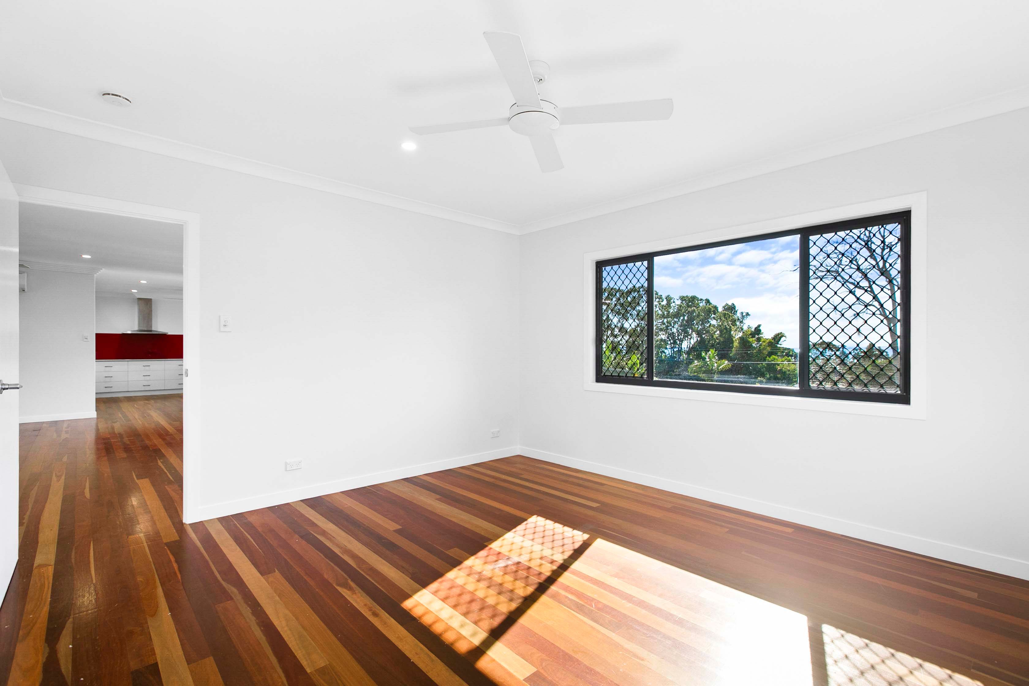 15 Mcivor Street — photo 12 of 30