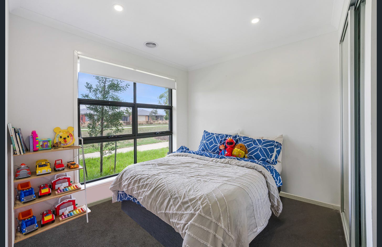 13 Vessey Walk, Wyndham Vale, VIC 3024