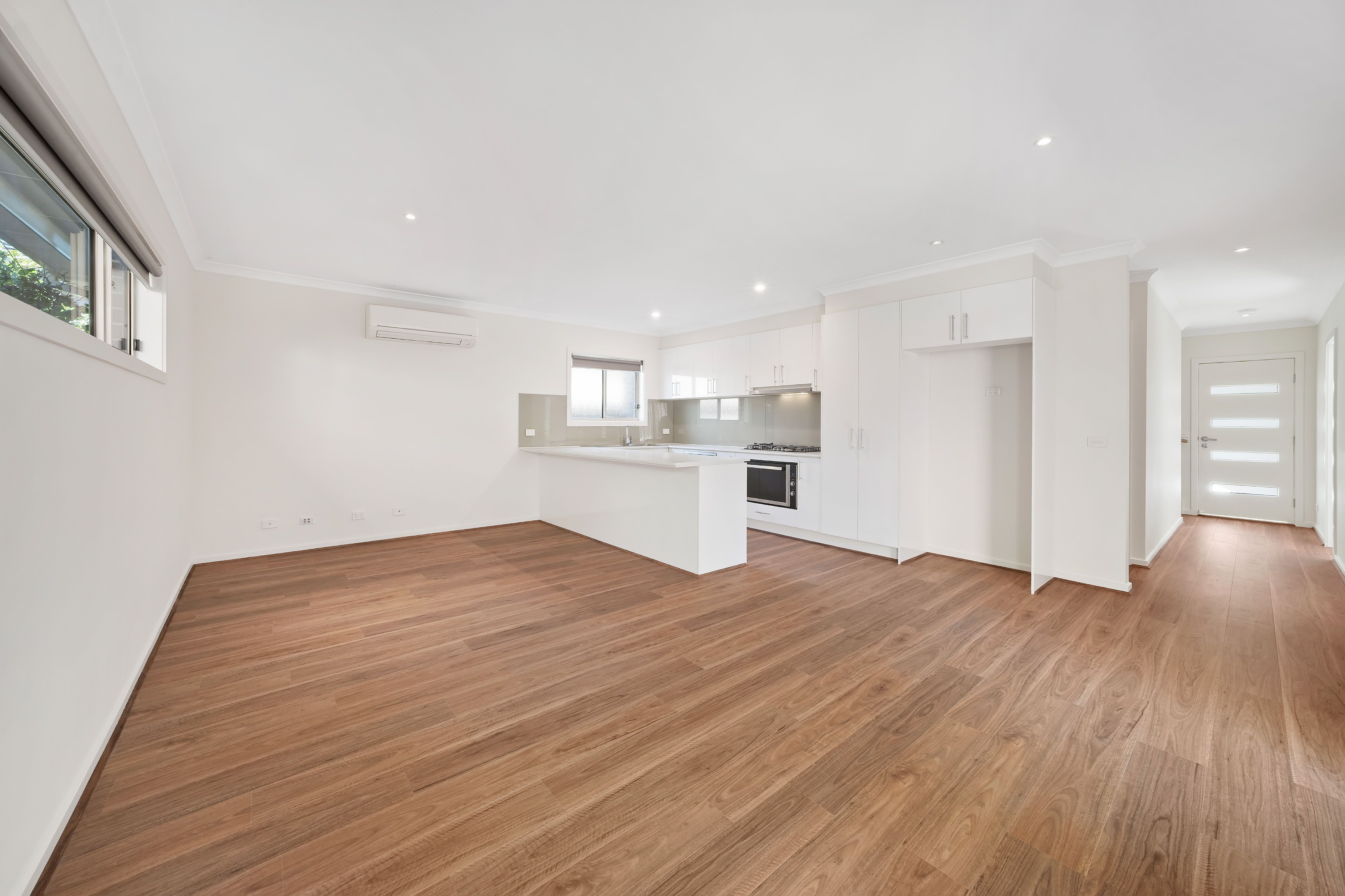 70 Hinkler Drive, Mill Park, VIC 3082
