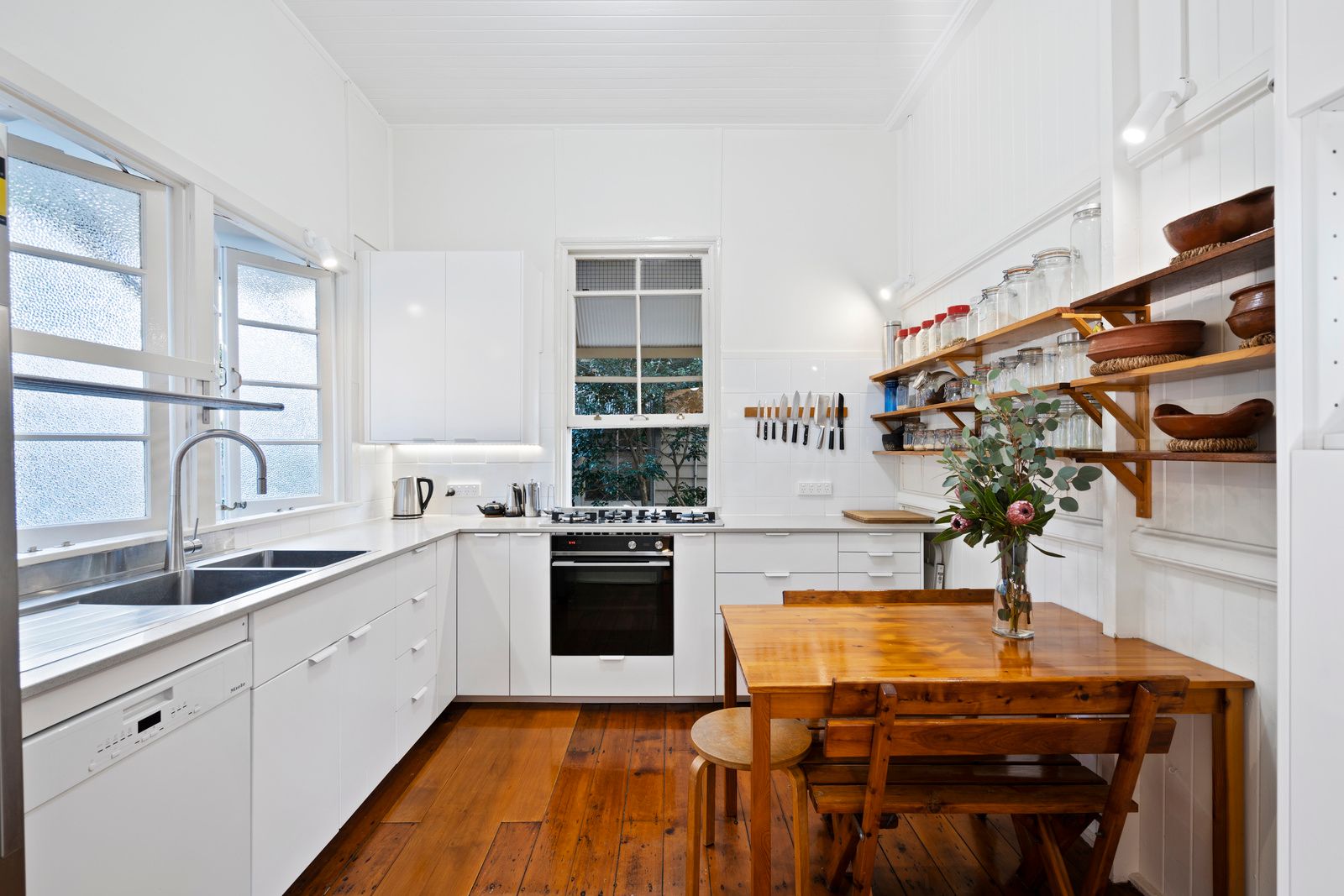 3/27 Waverley Street — photo 9 of 27