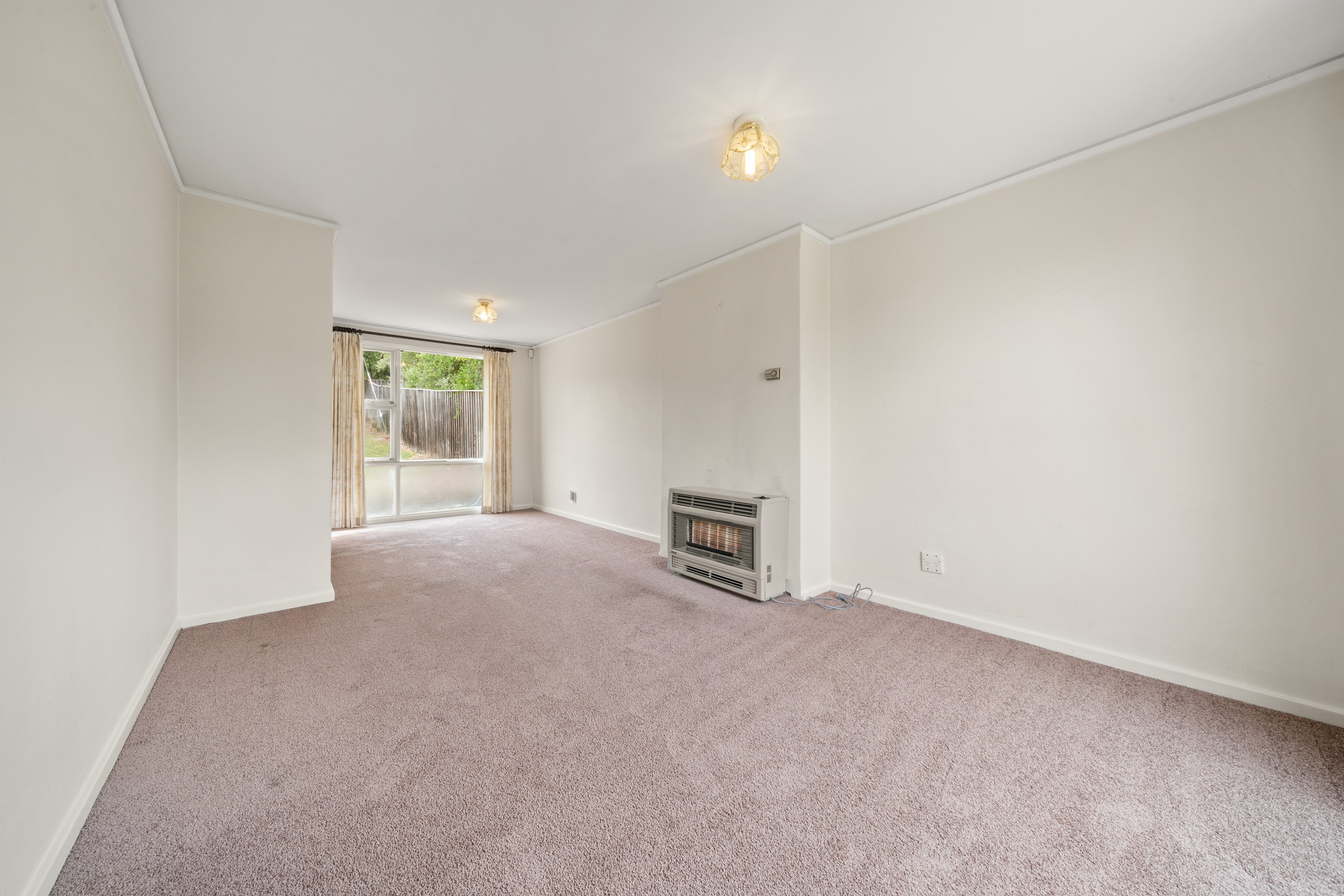 76 Hampton Circuit, Yarralumla, ACT 2600