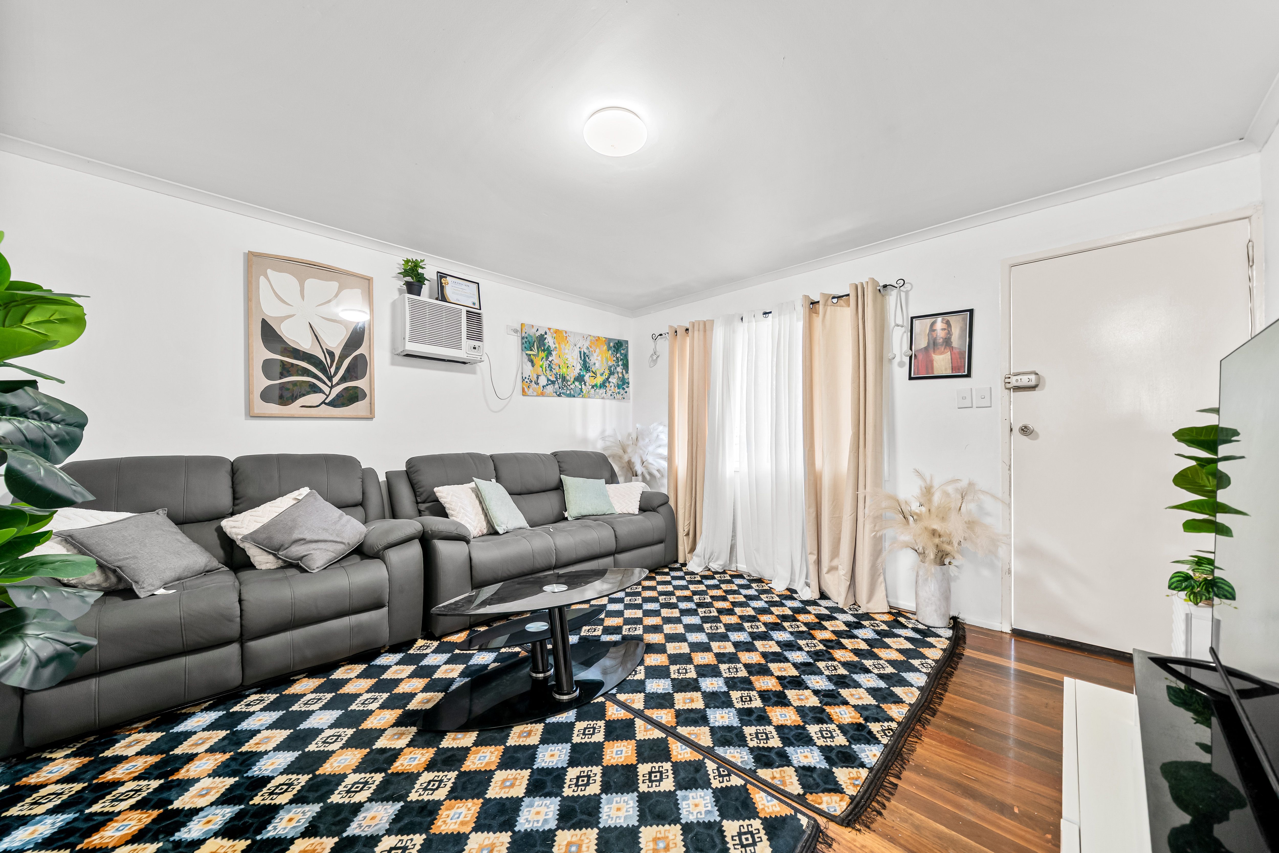 55 Jarrah Crescent — photo 5 of 26